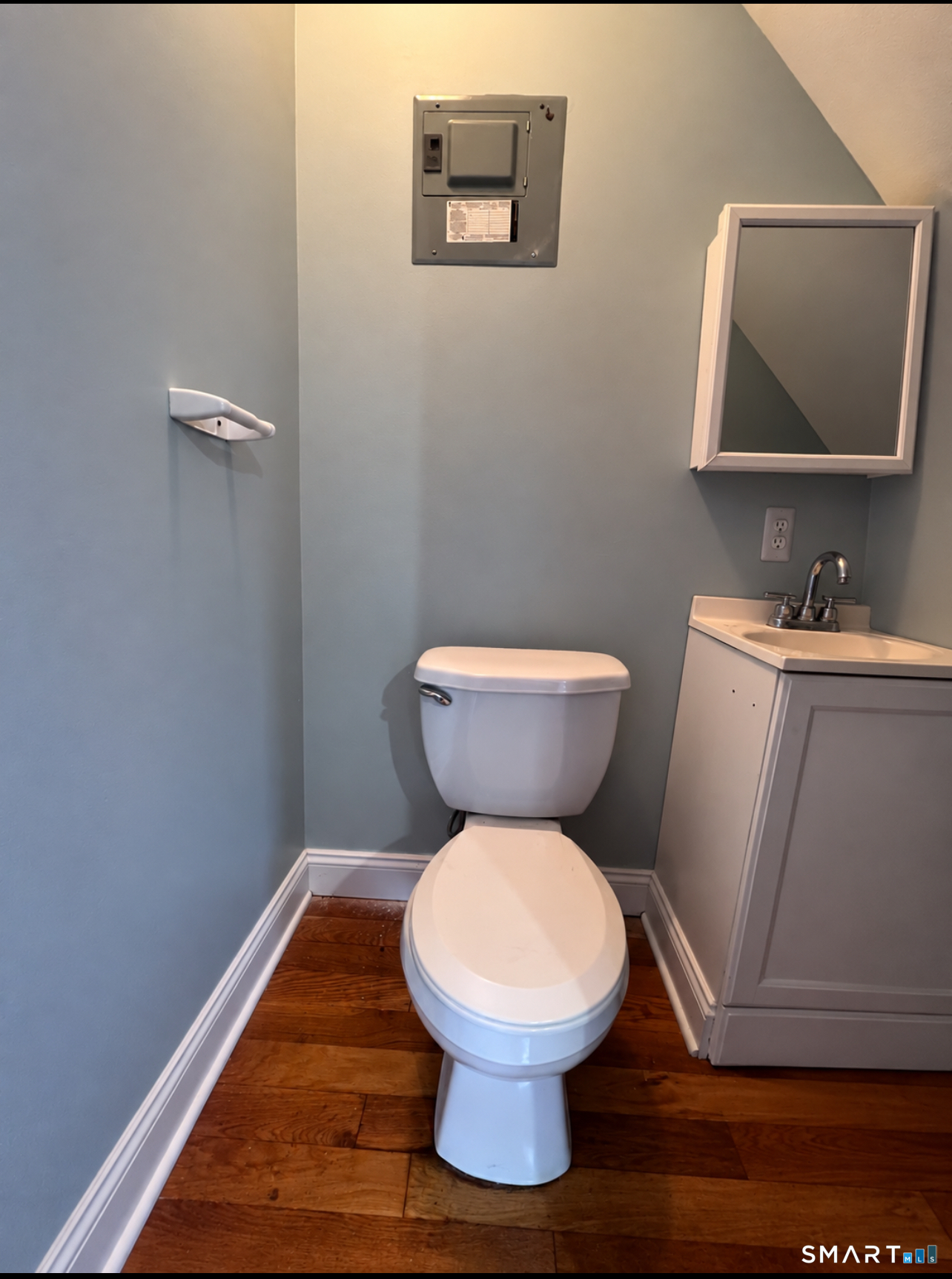 113 Milne Street Bridgeport CT 06604