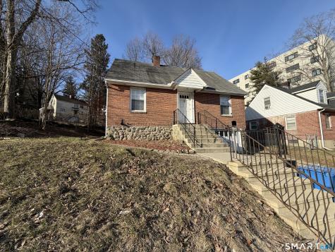 535 Chase Avenue Waterbury CT 06704