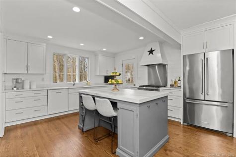 183 Frogtown Road New Canaan CT 06840