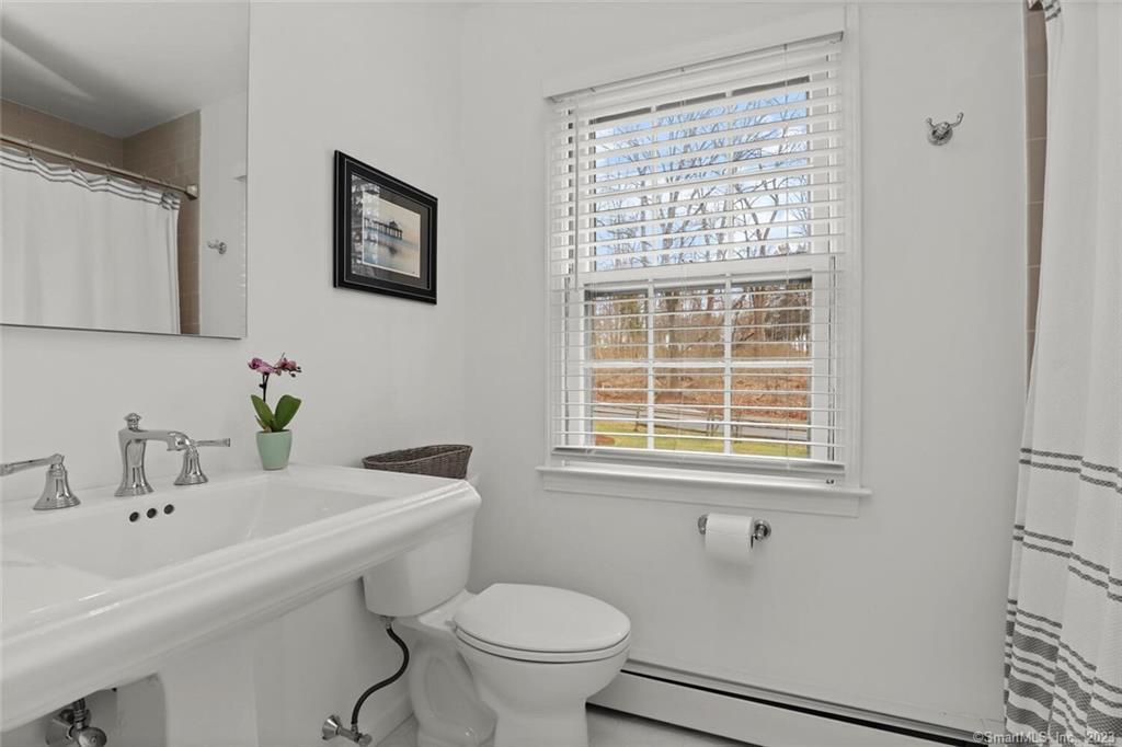 183 Frogtown Road New Canaan CT 06840