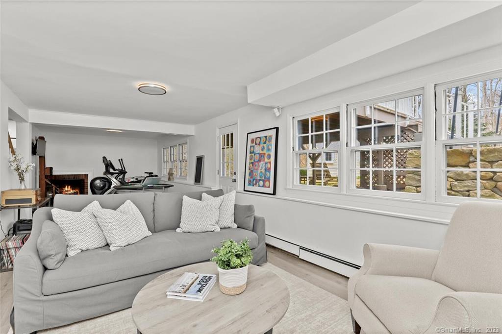 183 Frogtown Road New Canaan CT 06840