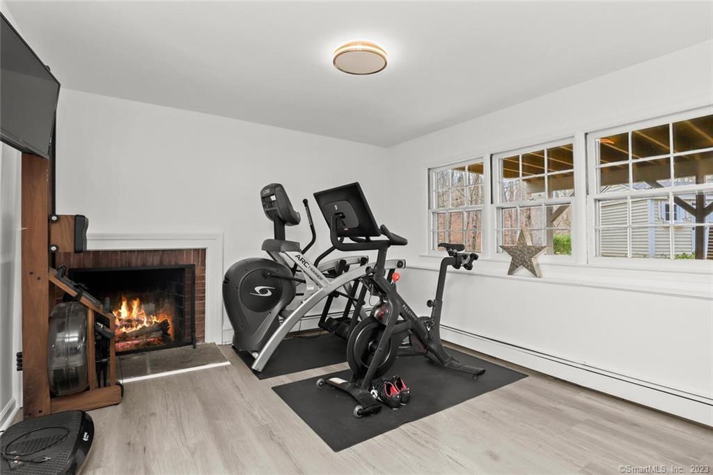 183 Frogtown Road New Canaan CT 06840