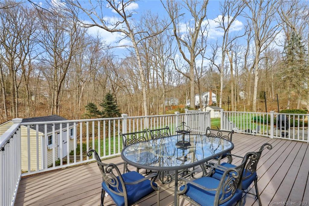183 Frogtown Road New Canaan CT 06840