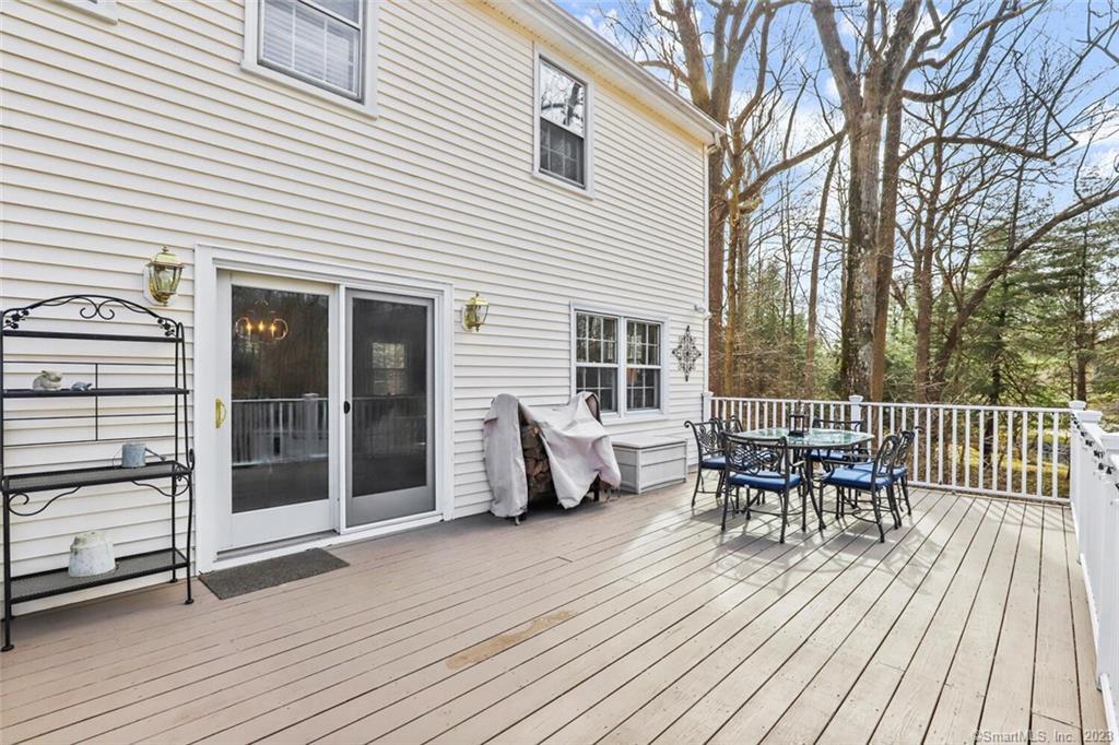183 Frogtown Road New Canaan CT 06840