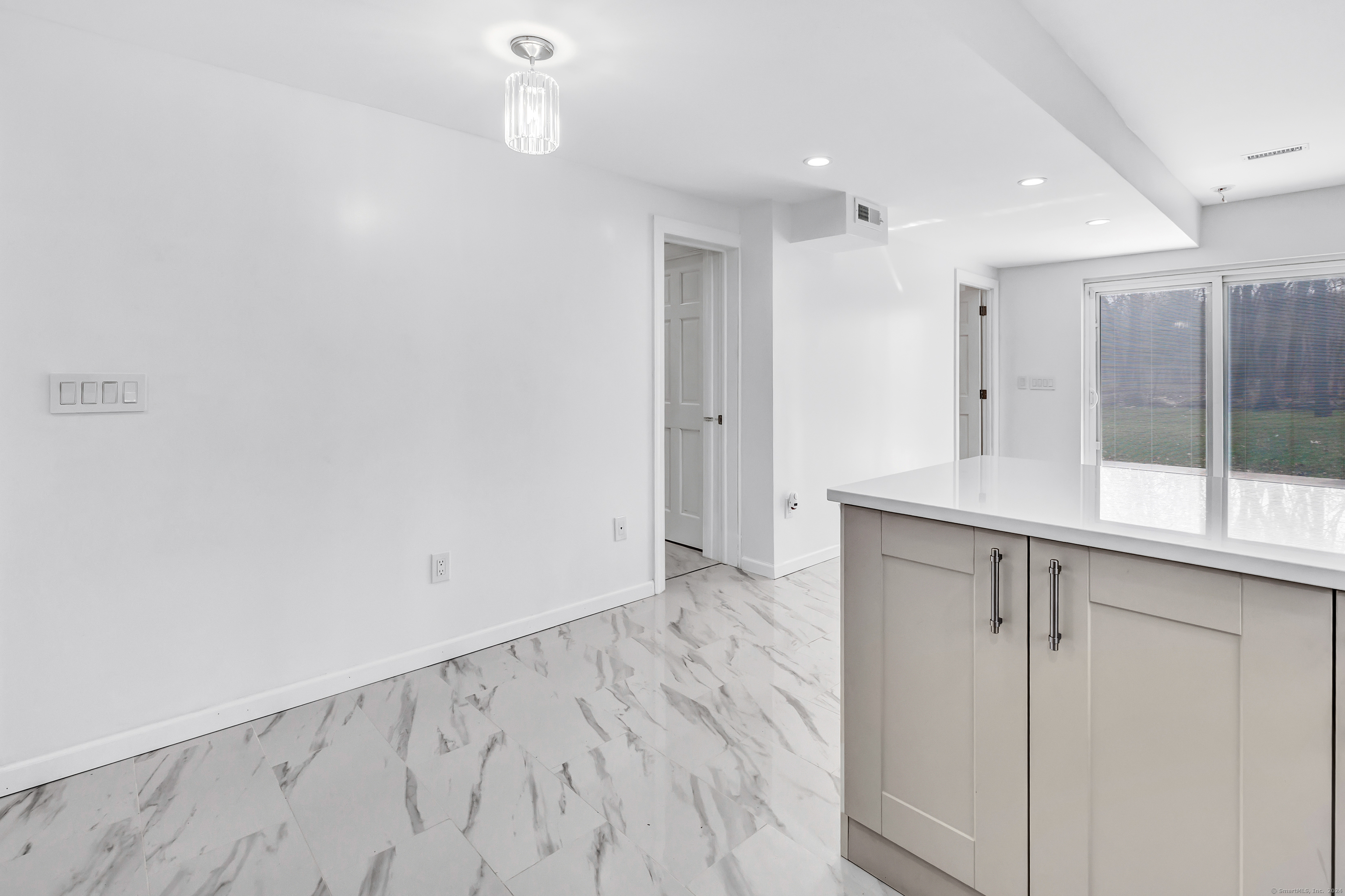 1620 North Peters Lane Stratford CT 06614