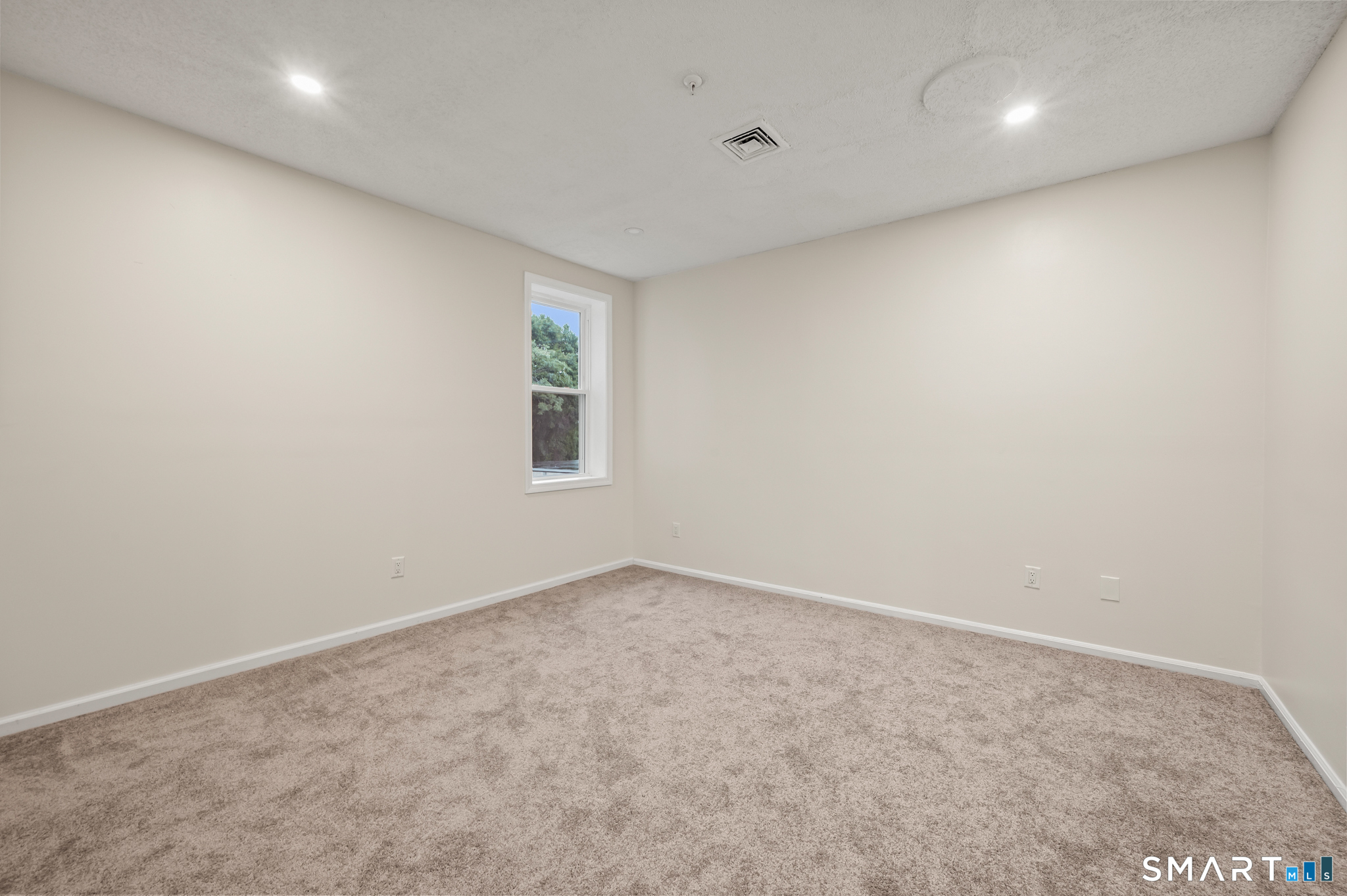 682 Main Street Middletown CT 06457