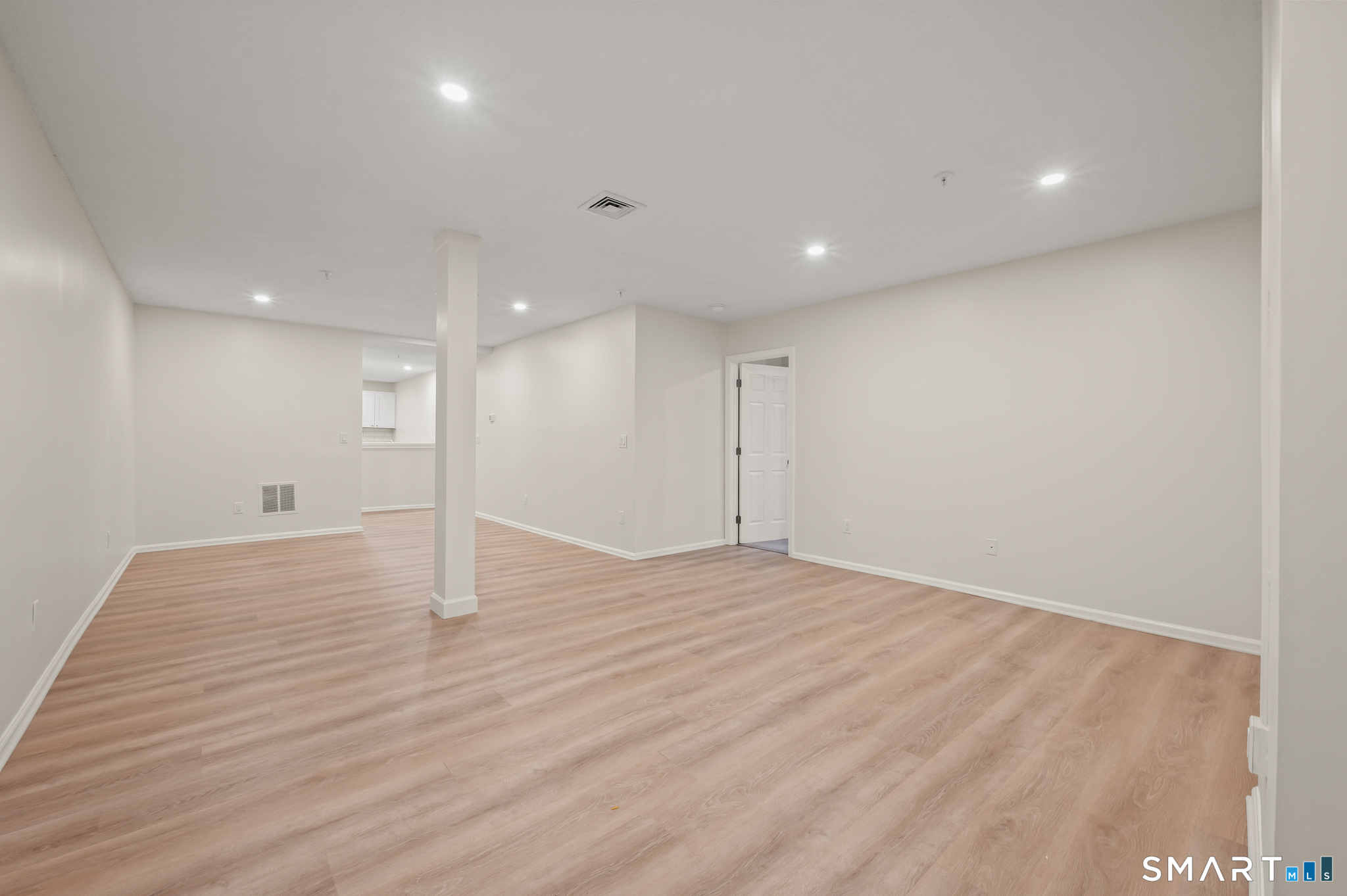 682 Main Street Middletown CT 06457