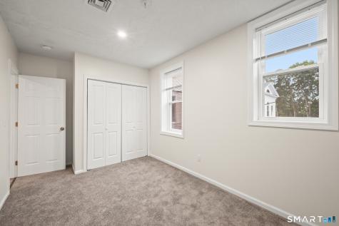 682 Main Street Middletown CT 06457