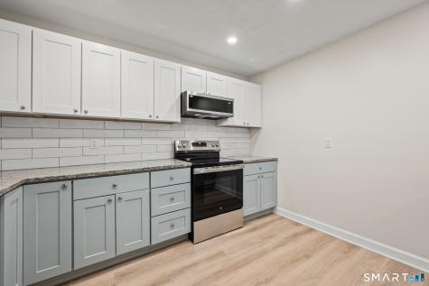 682 Main Street Middletown CT 06457