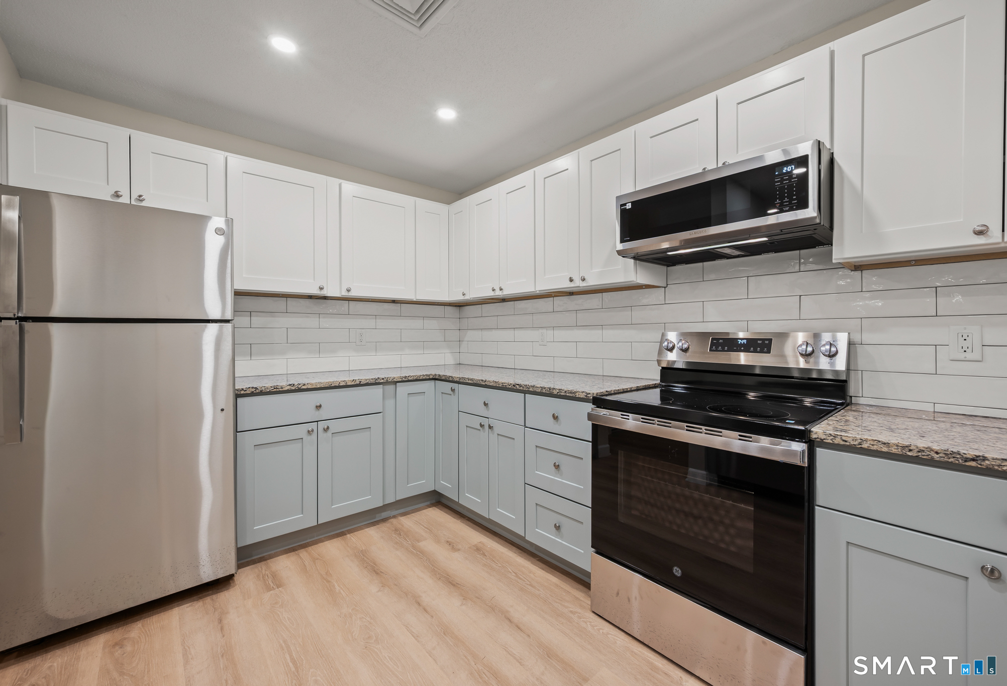 682 Main Street Middletown CT 06457