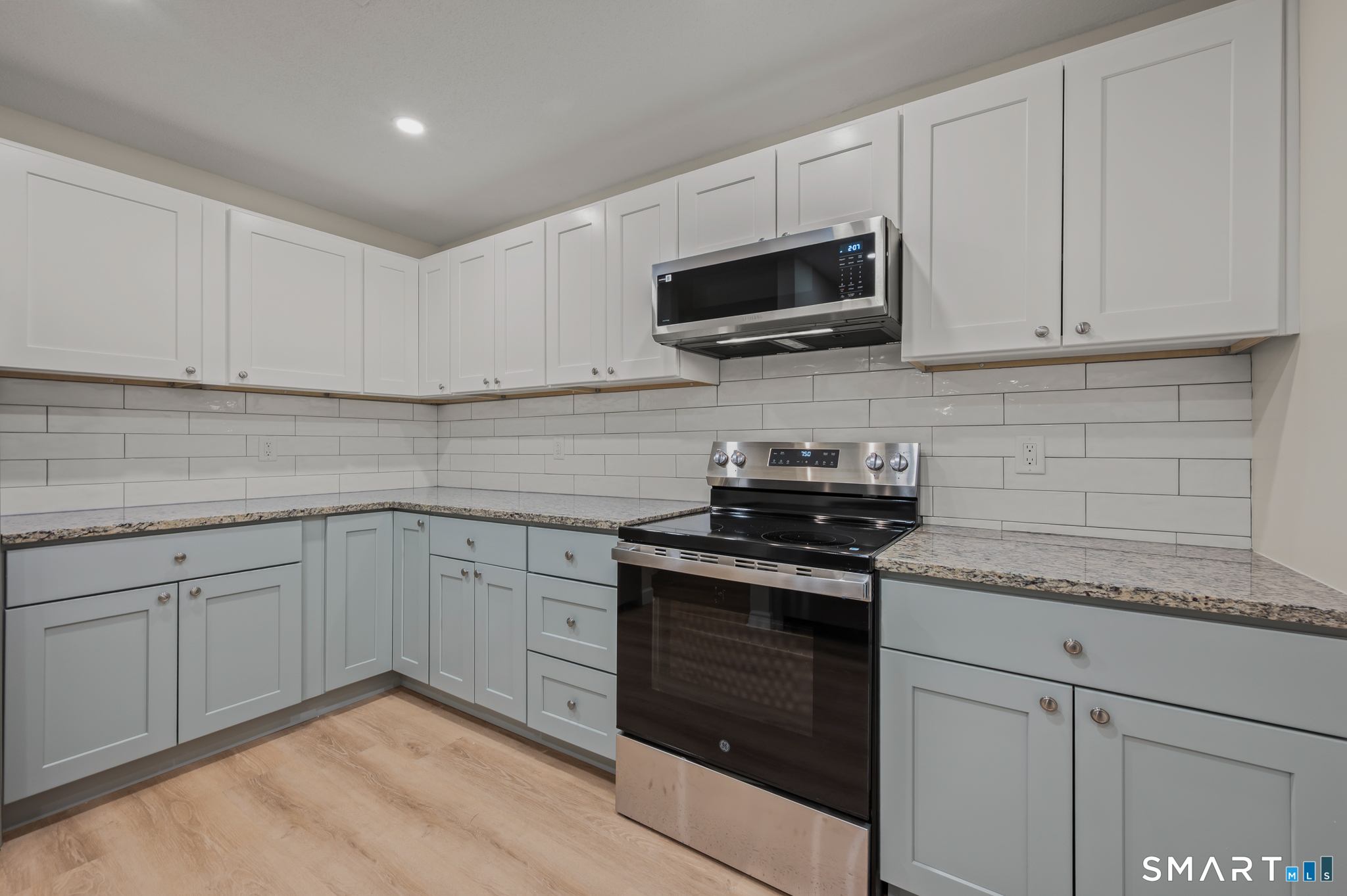 682 Main Street Middletown CT 06457