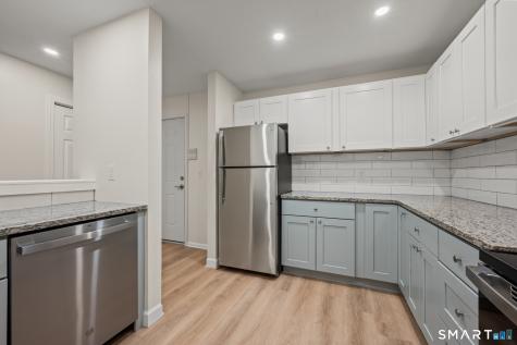 682 Main Street Middletown CT 06457
