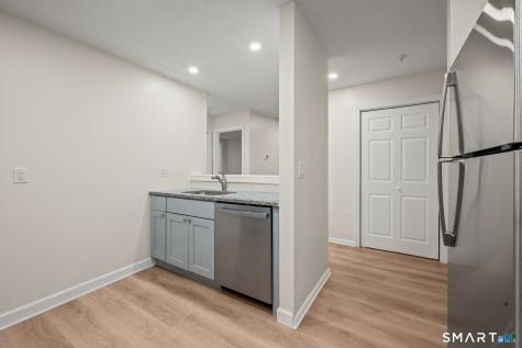 682 Main Street Middletown CT 06457