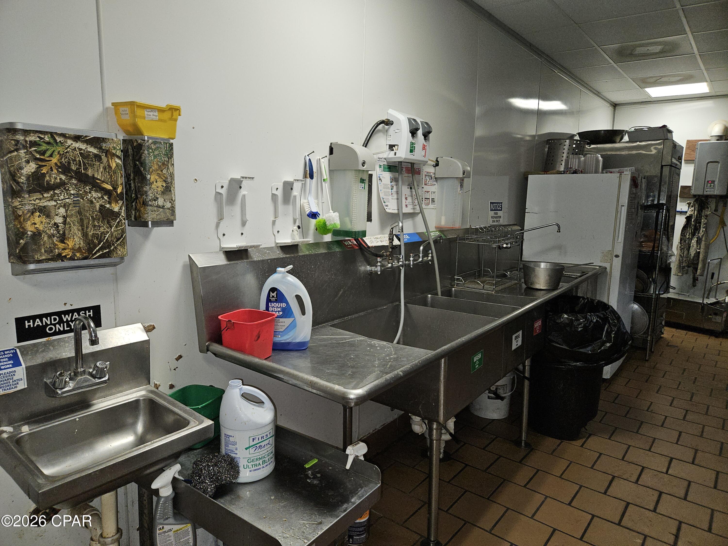 5163 Highway 77 Chipley FL 32428