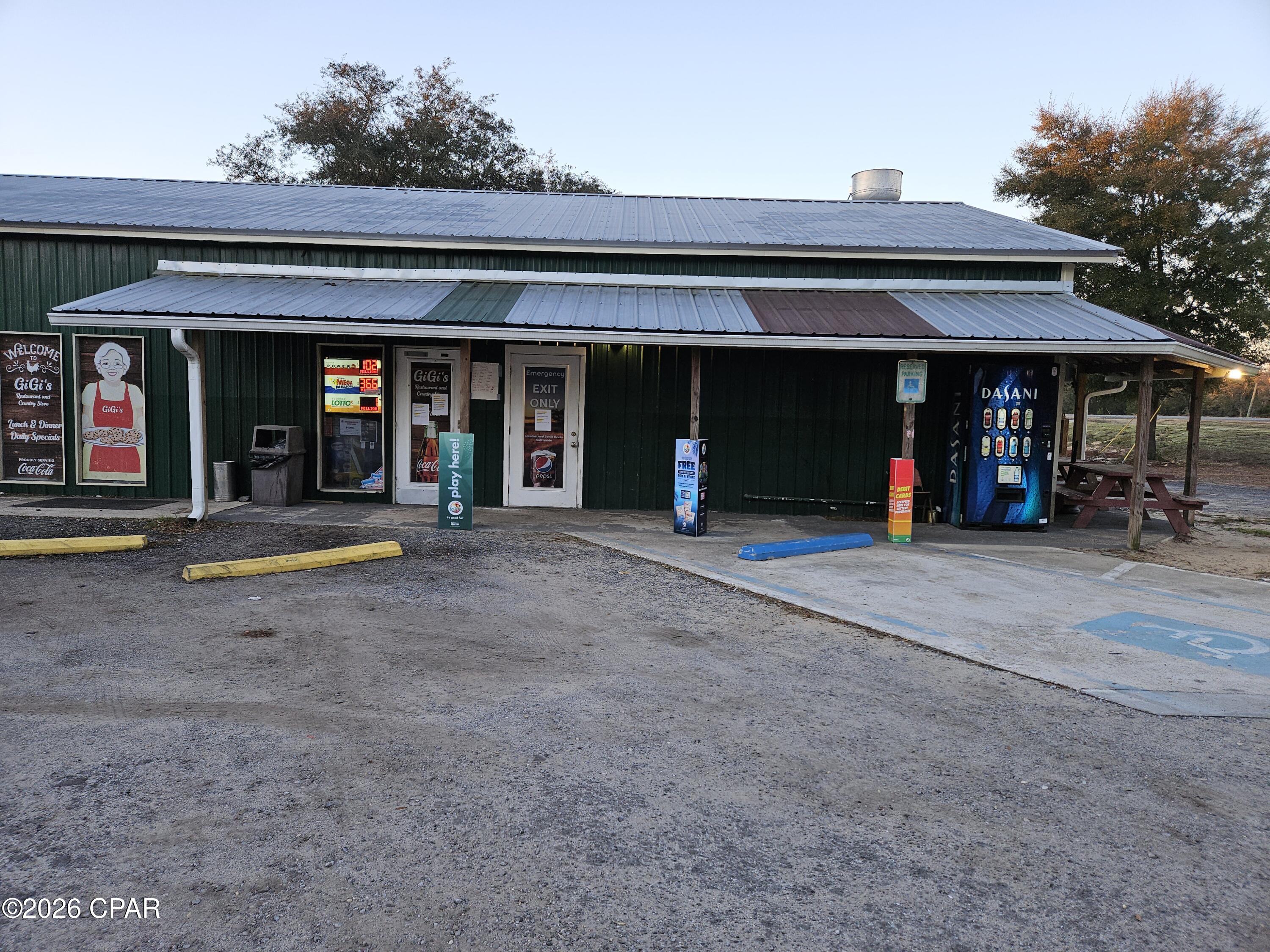 5163 Highway 77 Chipley FL 32428