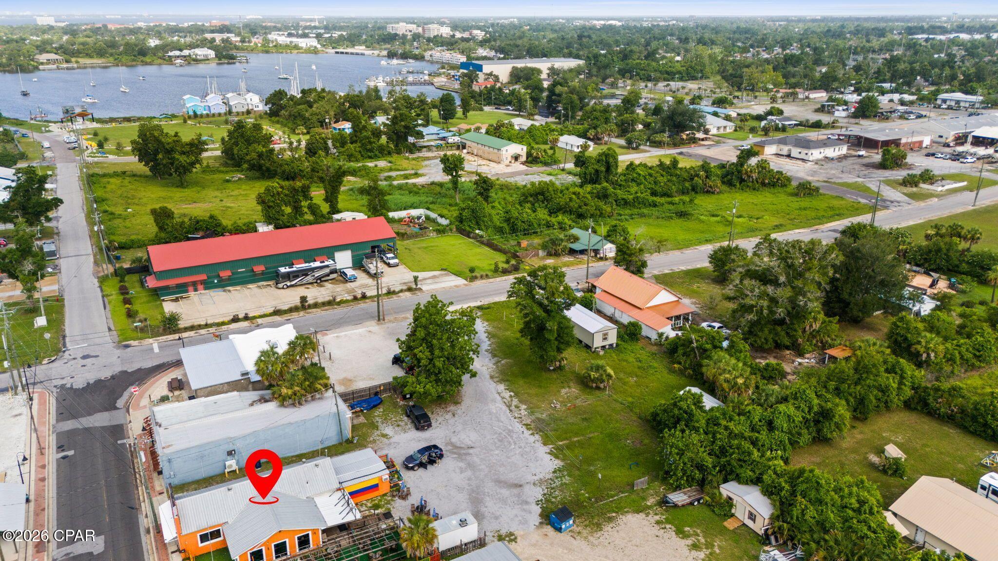 2117 E 3rd Street Panama City FL 32401