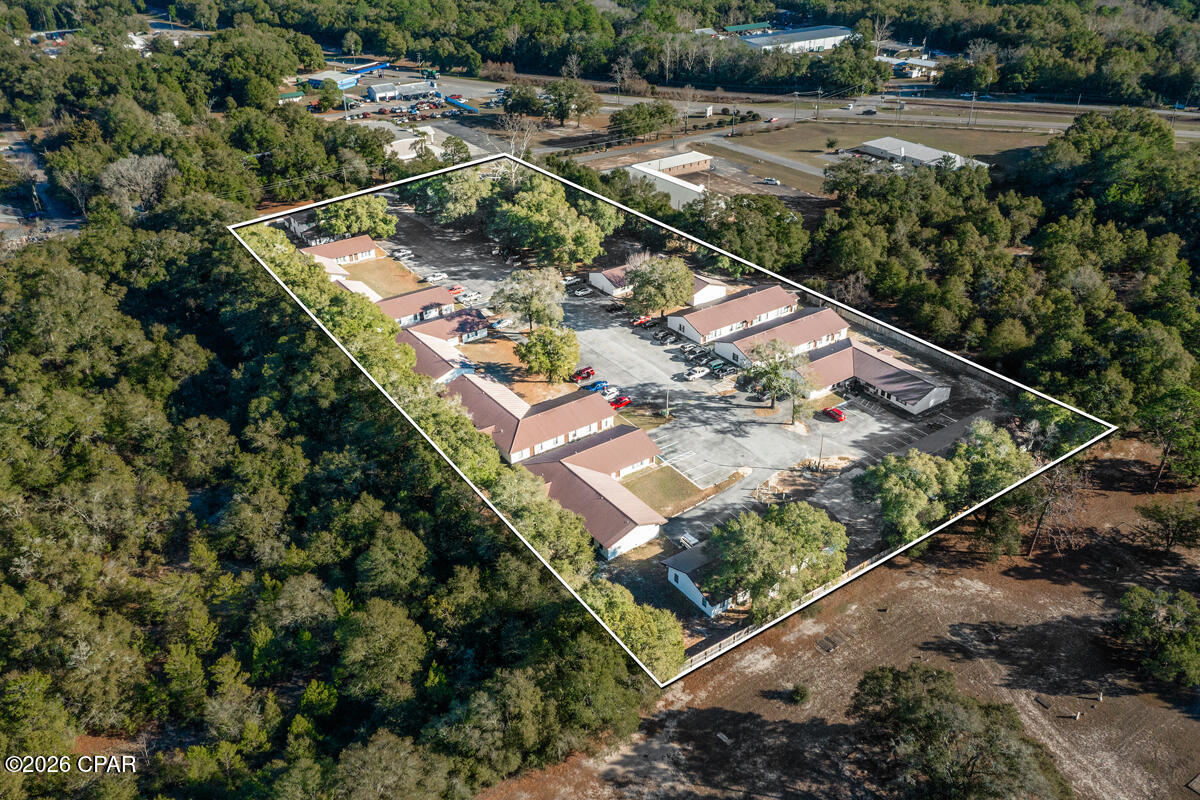 125 N Davis Lane Defuniak Springs FL 32433