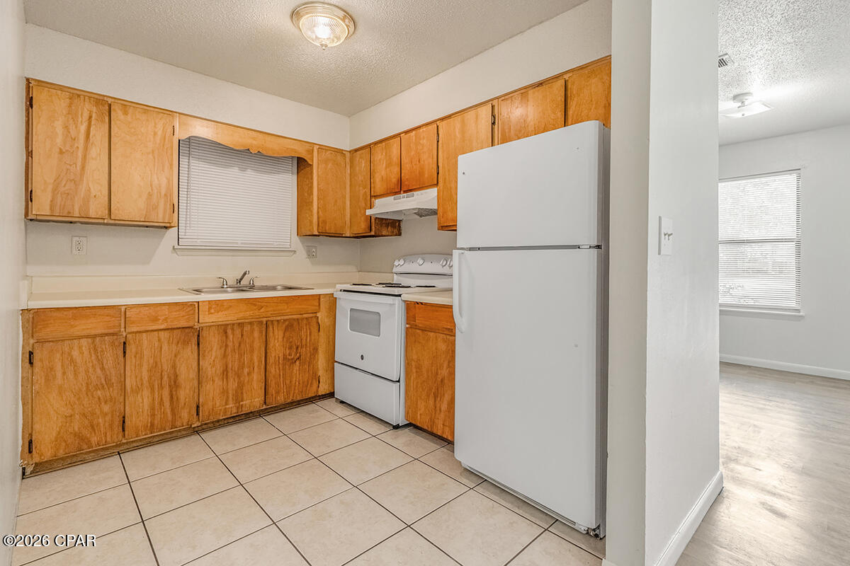 125 N Davis Lane Defuniak Springs FL 32433