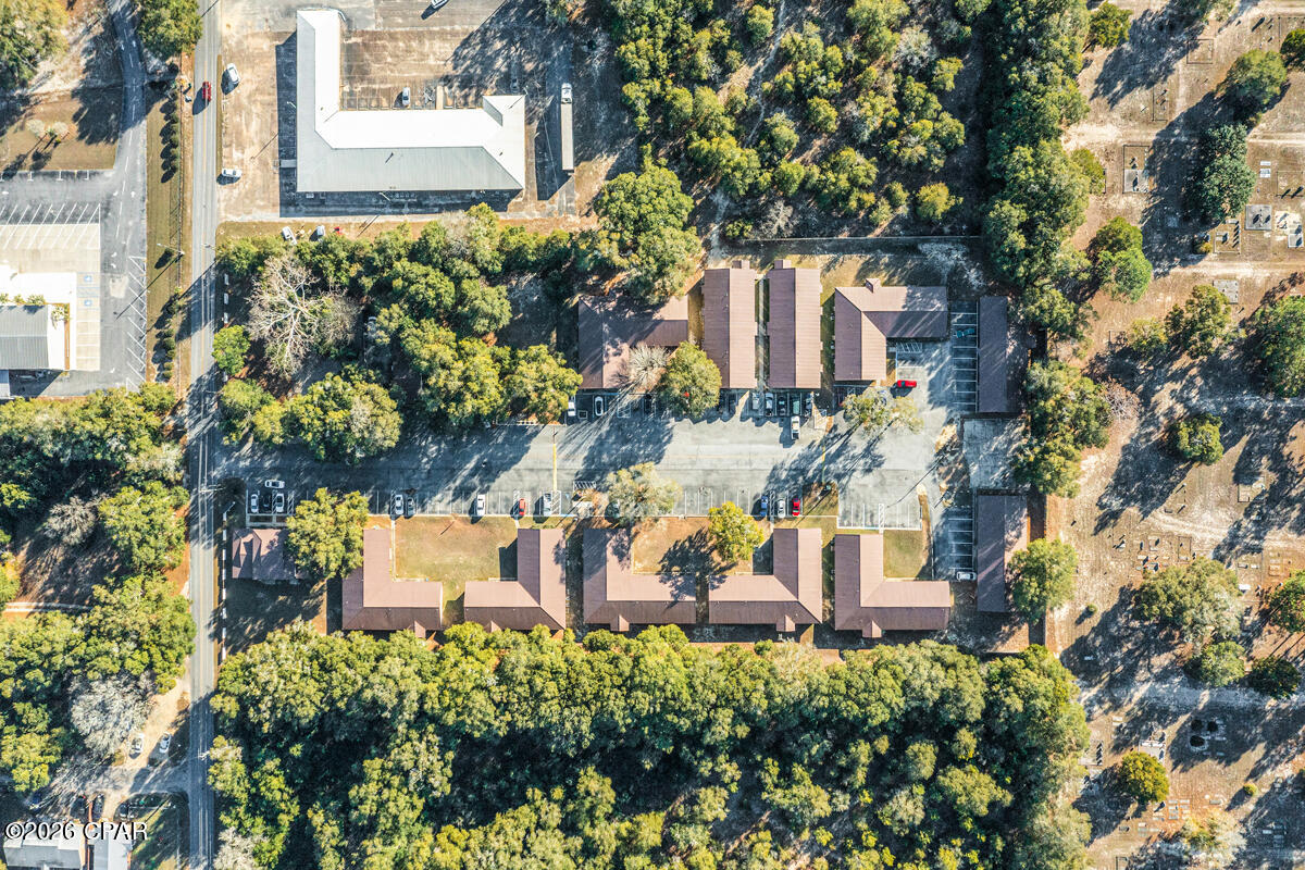 125 N Davis Lane Defuniak Springs FL 32433
