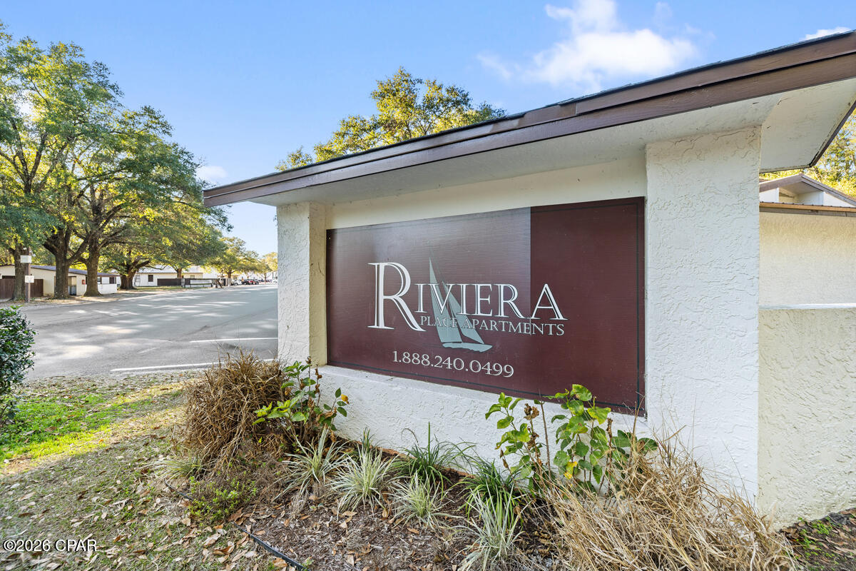 125 N Davis Lane Defuniak Springs FL 32433