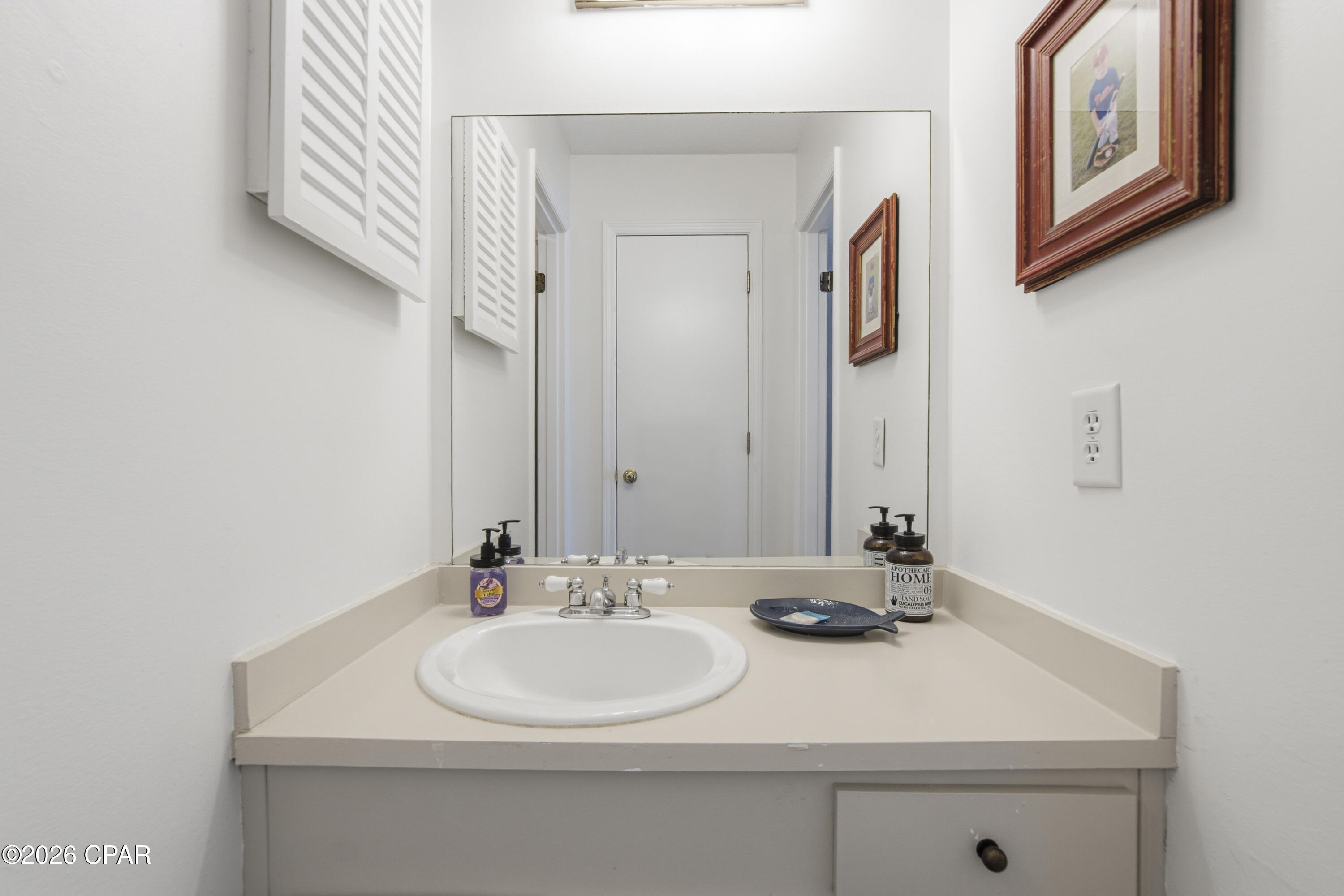 6215 Thomas Drive Panama City Beach FL 32408