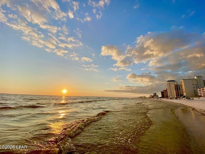 6201 Thomas Drive Panama City FL 32408