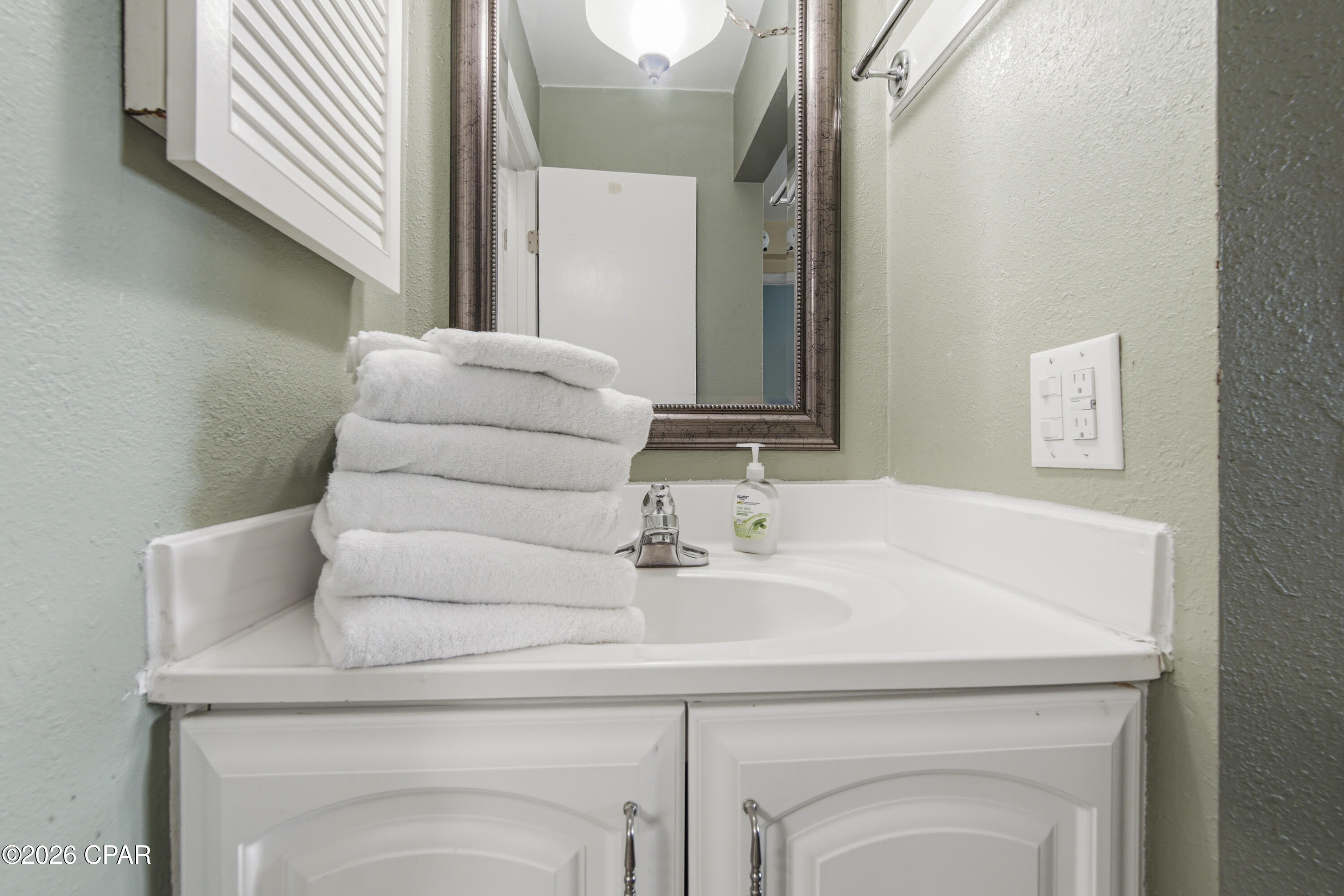 8743 Thomas Drive Panama City Beach FL 32408