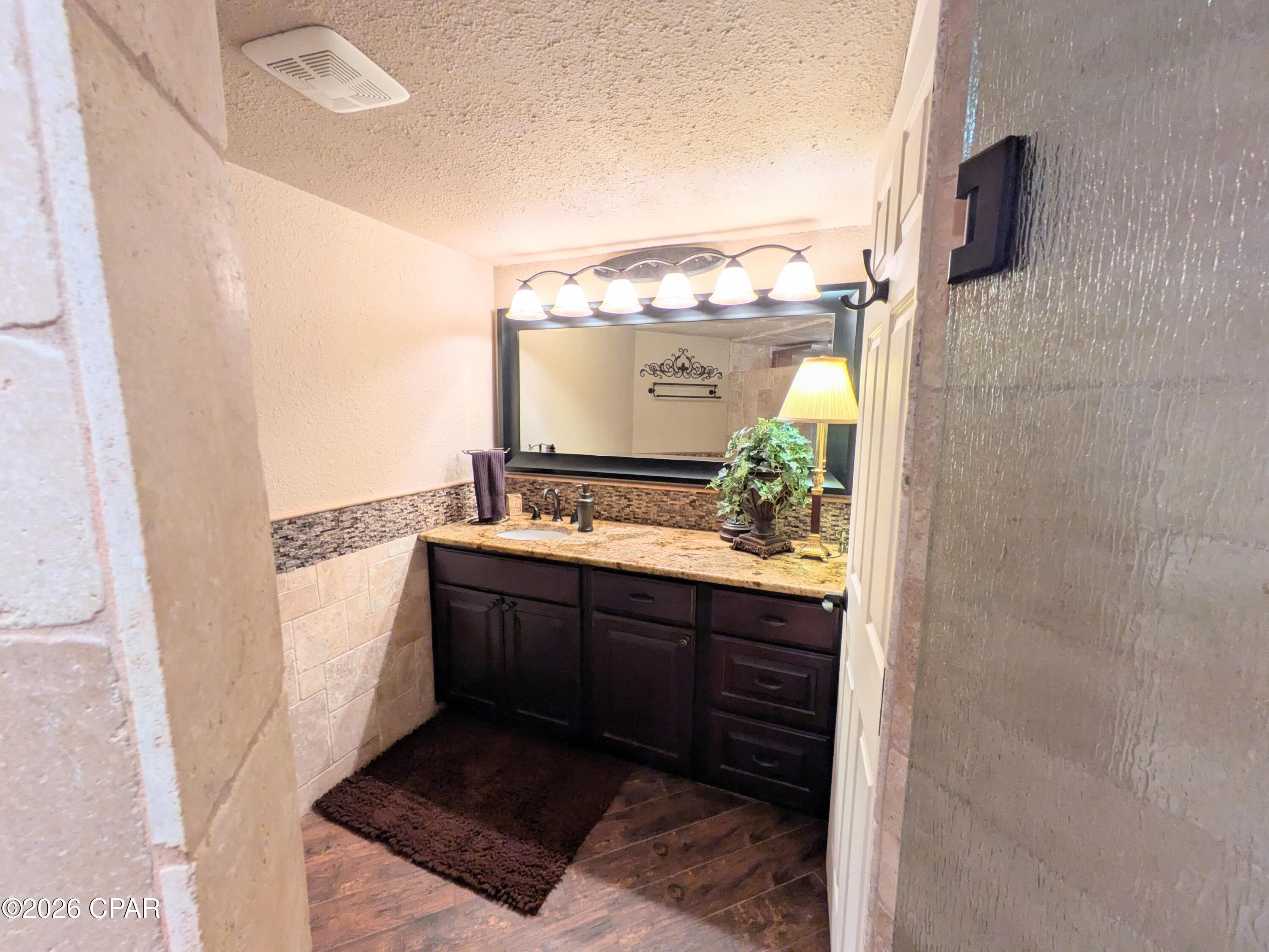 7205 Thomas Drive Panama City Beach FL 32408