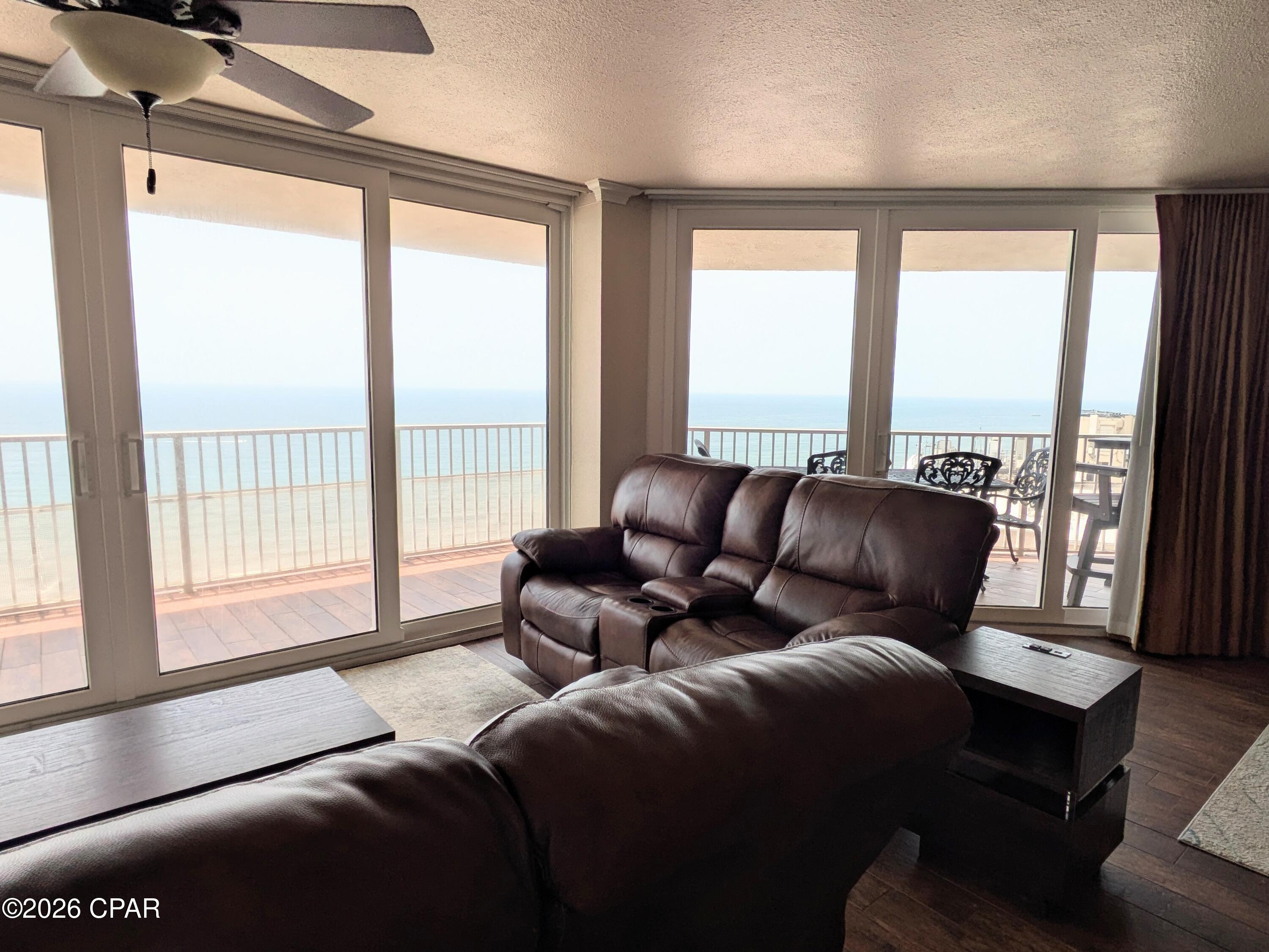 7205 Thomas Drive Panama City Beach FL 32408