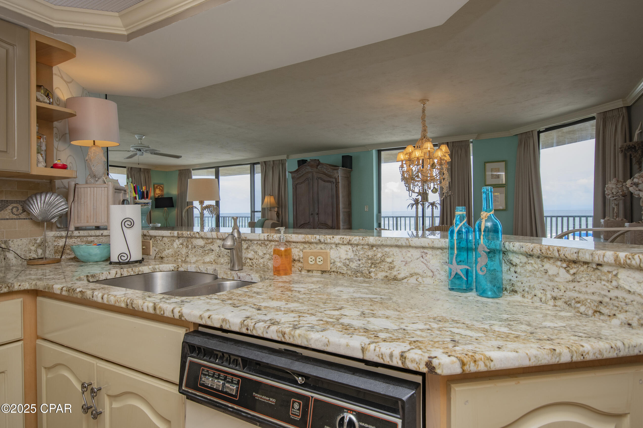6505 Thomas Drive Panama City FL 32408