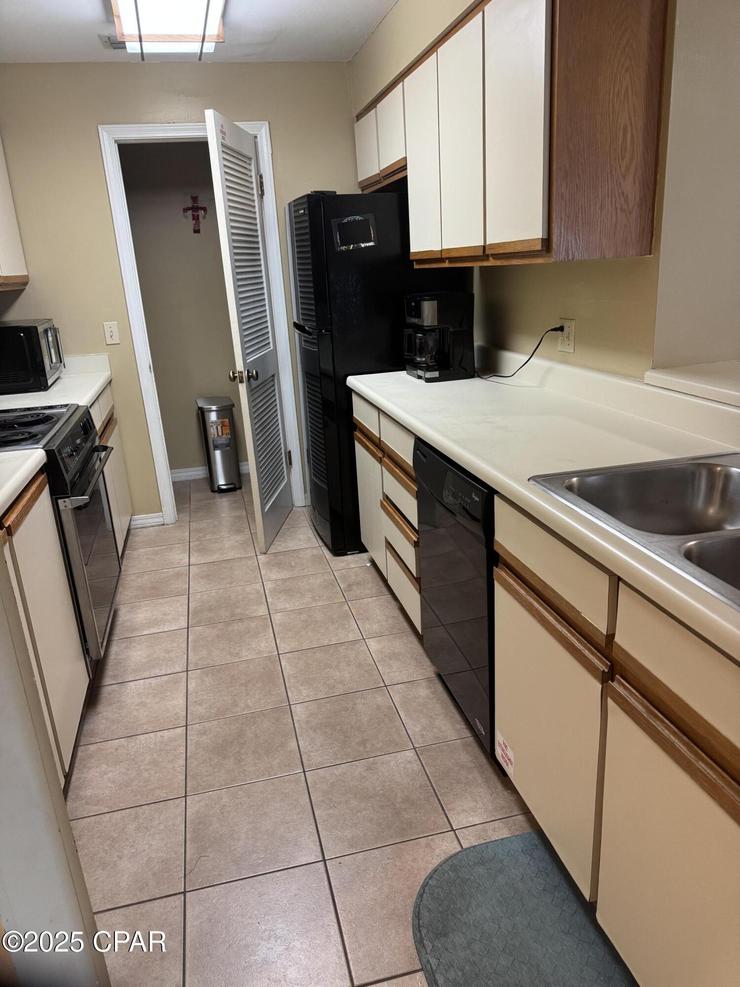 8730 Thomas Drive Panama City FL 32408