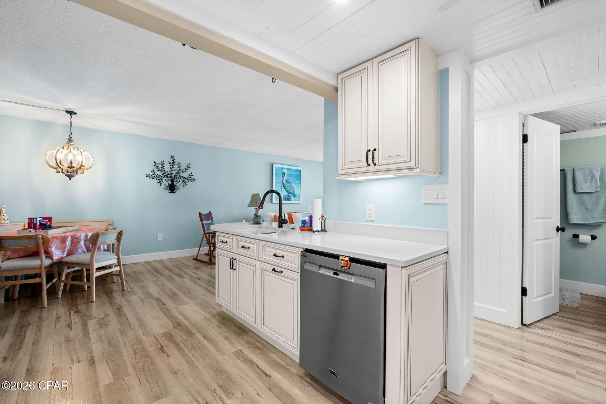 8815 Thomas Drive Panama City FL 32408