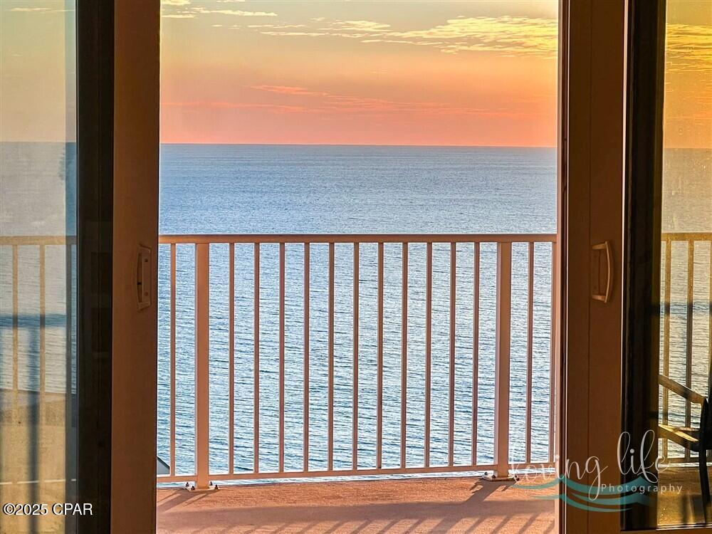 9860 Thomas Drive Panama City Beach FL 32408