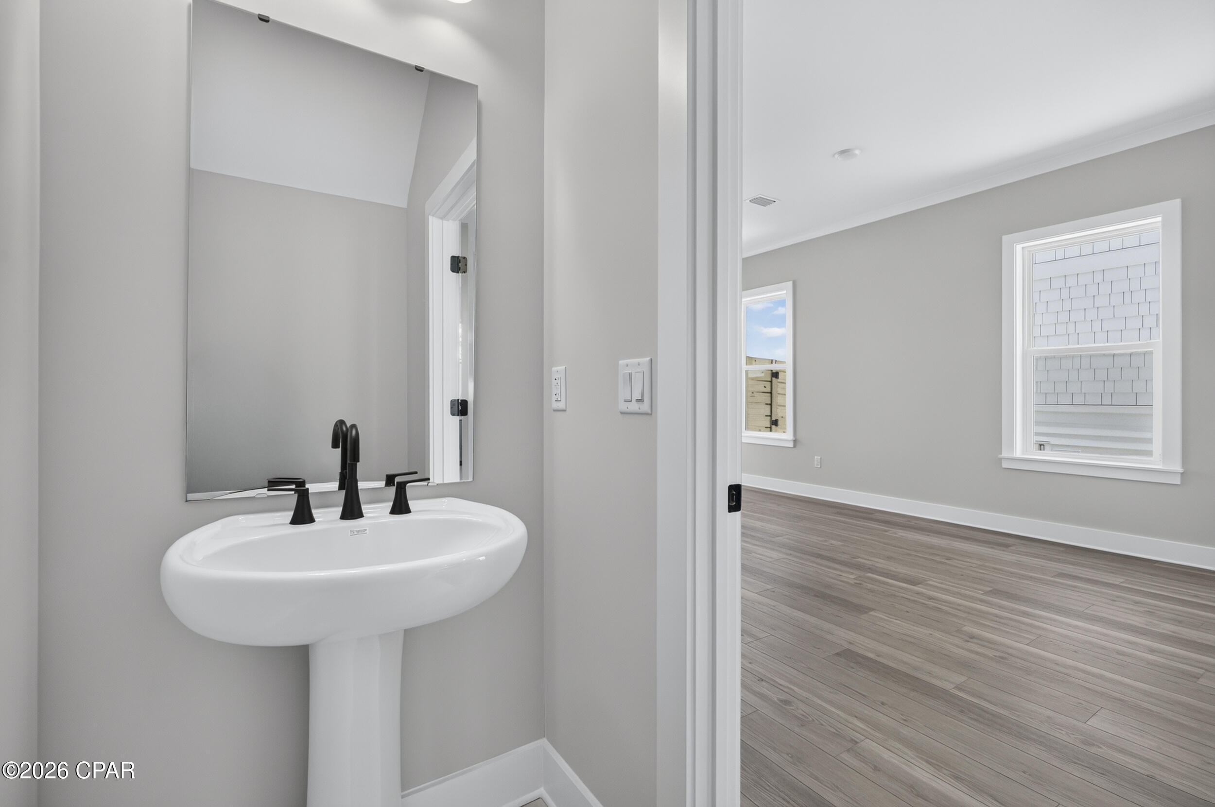 5231 Thomas Drive Panama City Beach FL 32408