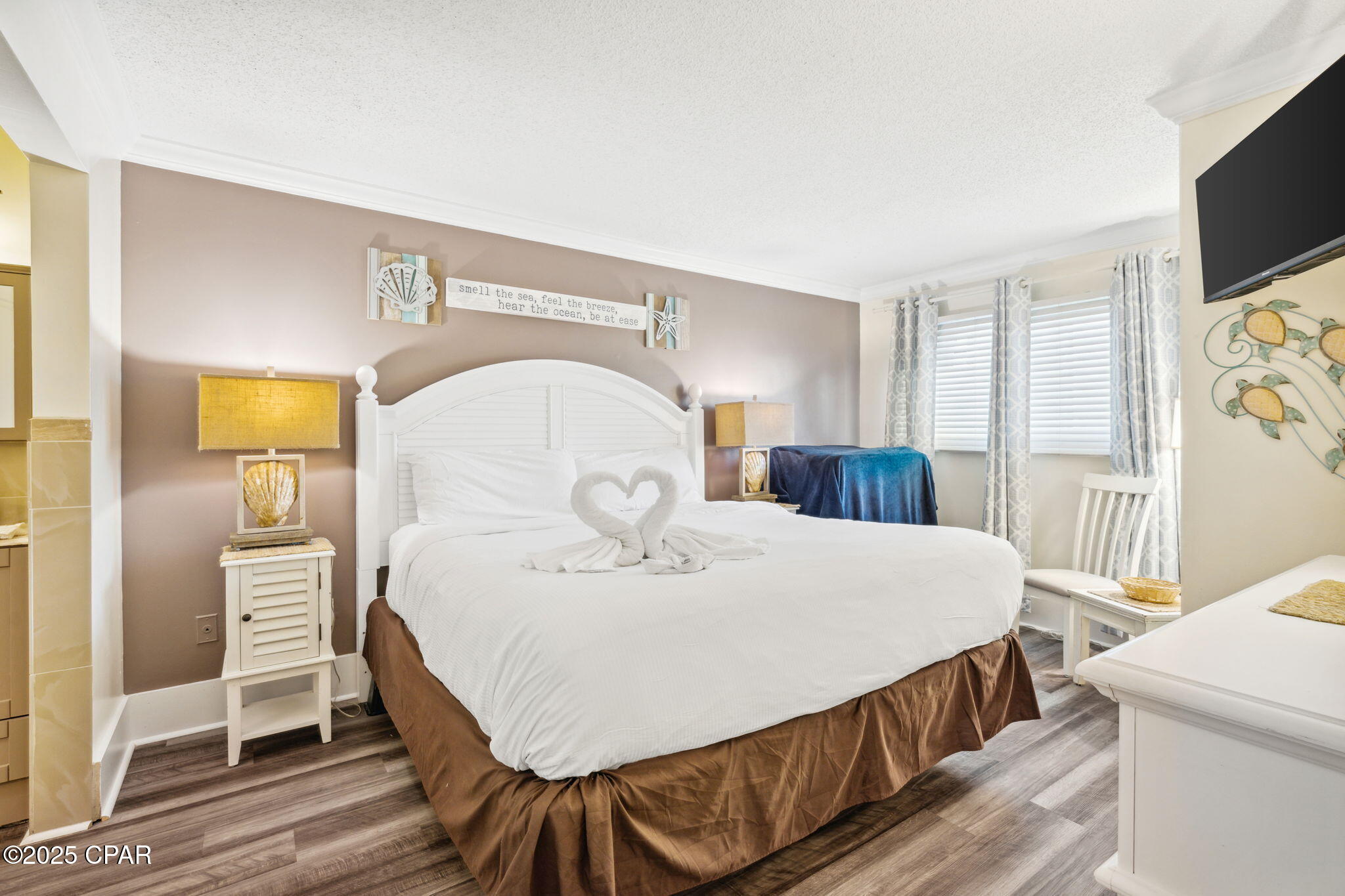 8743 Thomas Drive Panama City FL 32408