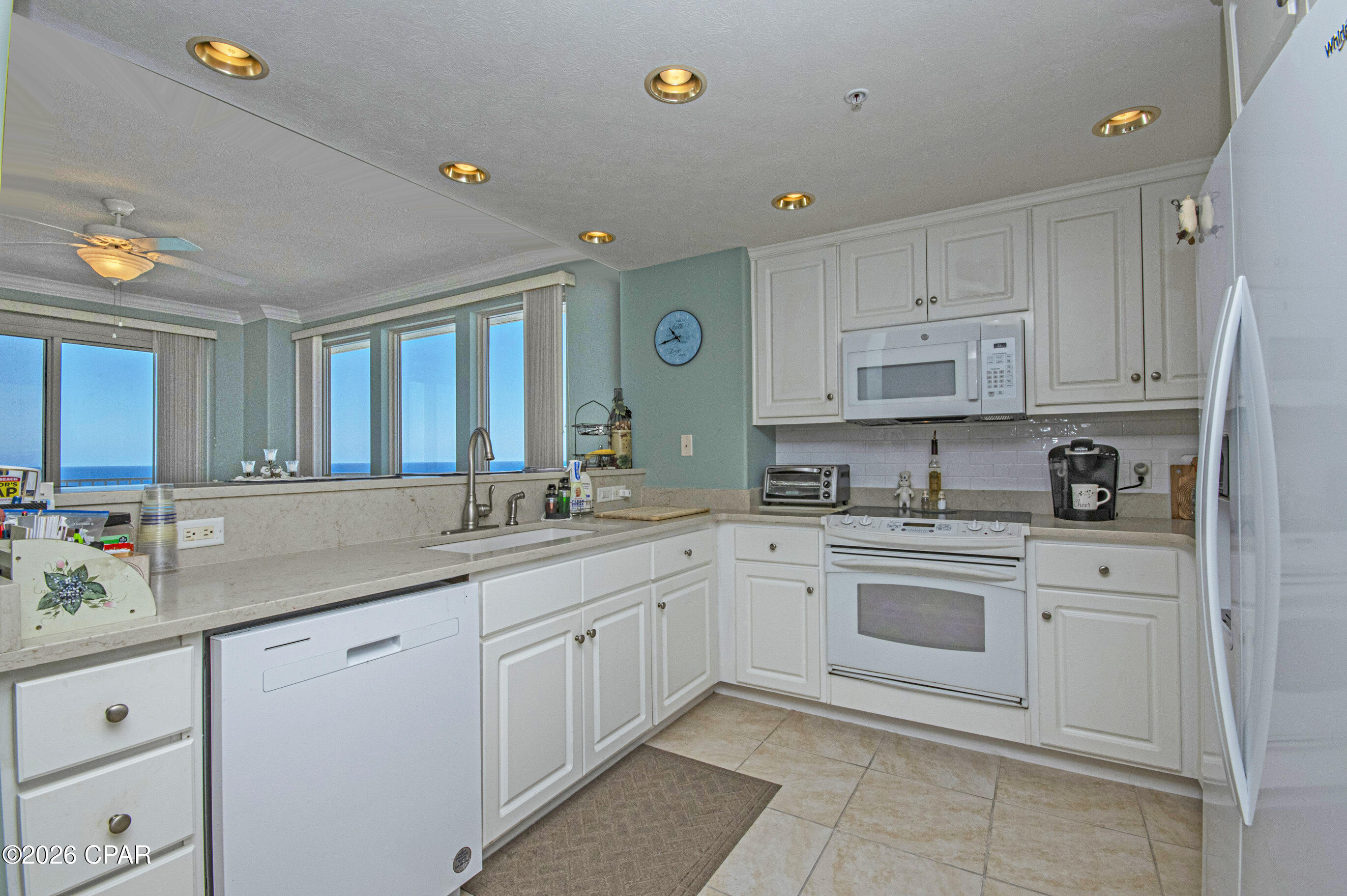 5004 Thomas Drive Panama City FL 32408