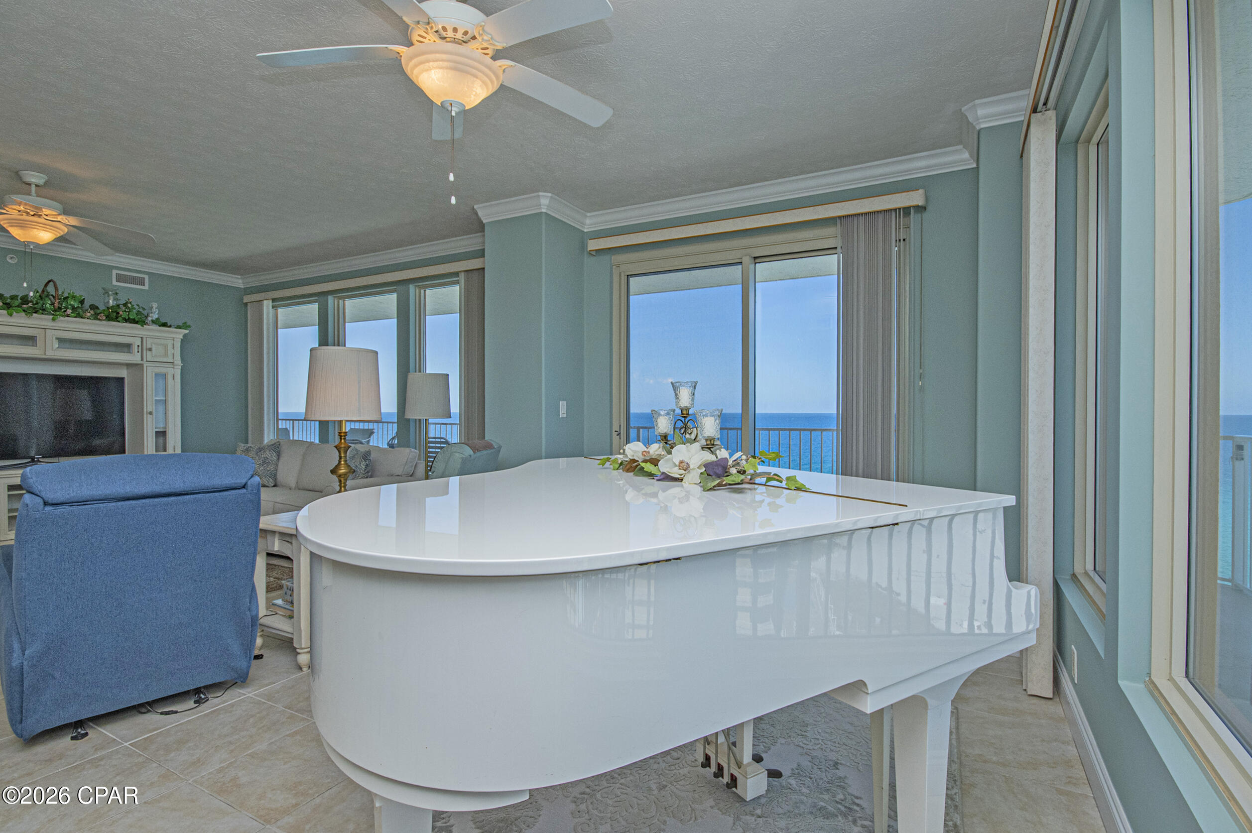 5004 Thomas Drive Panama City FL 32408