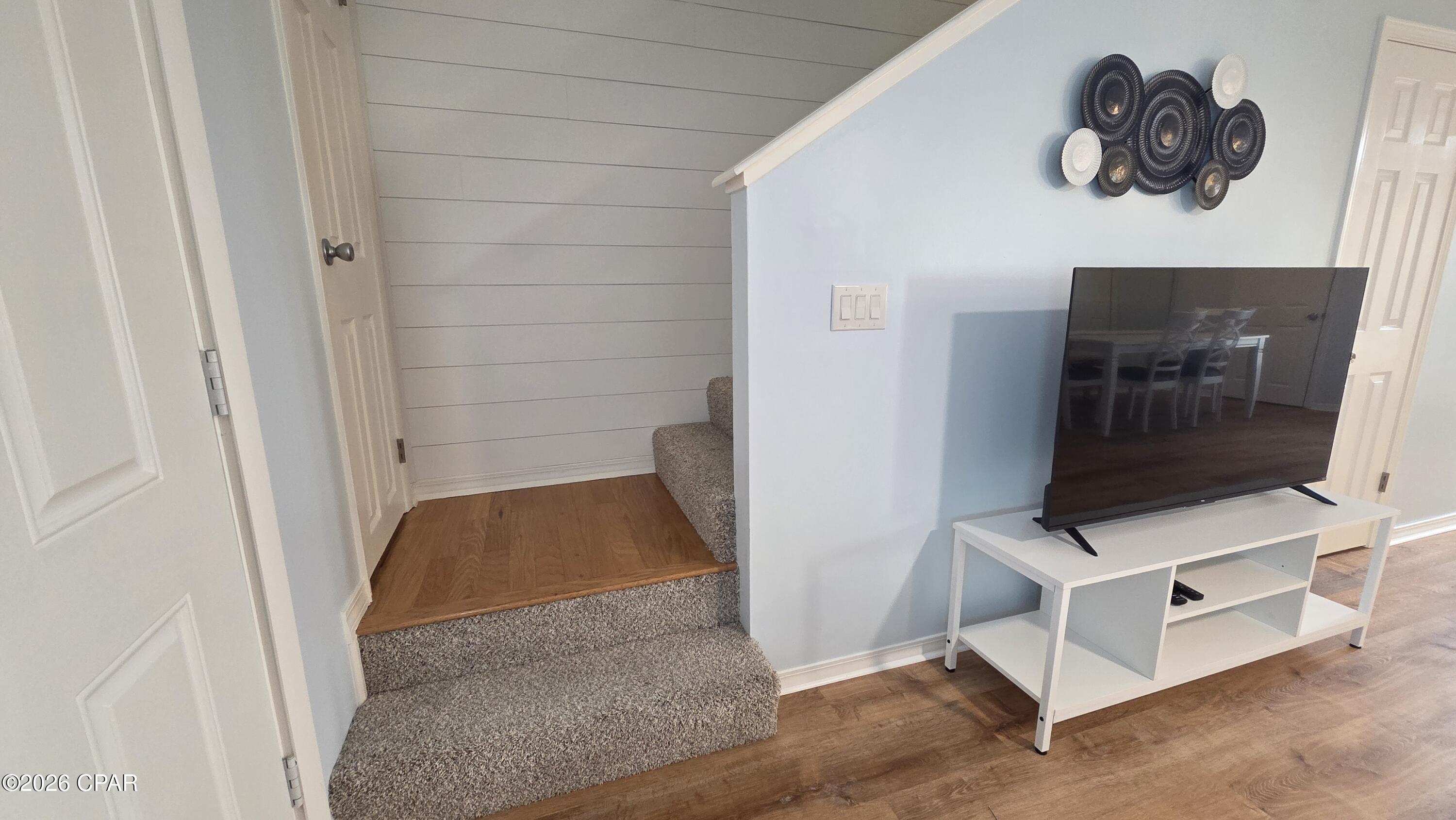 181 Robin Lane Panama City FL 32407