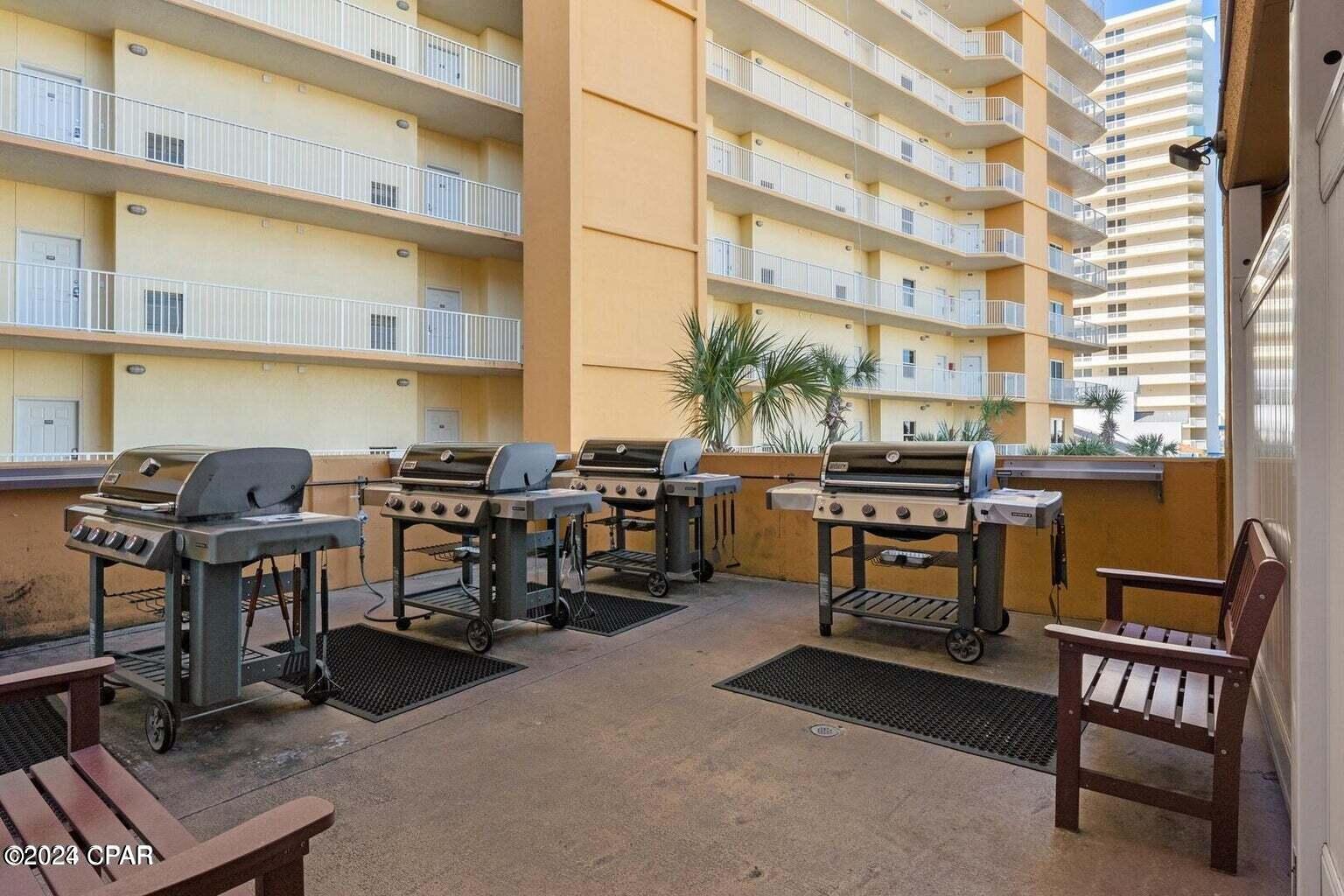 5004 Thomas Drive Panama City FL 32408