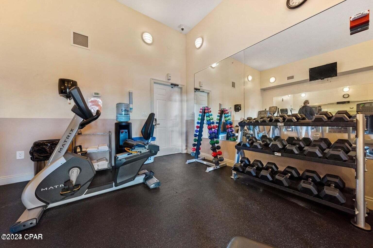 5004 Thomas Drive Panama City FL 32408