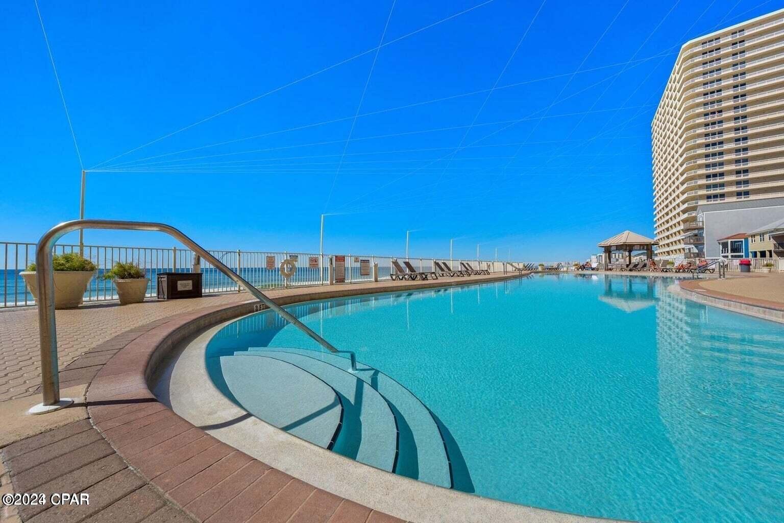 5004 Thomas Drive Panama City FL 32408