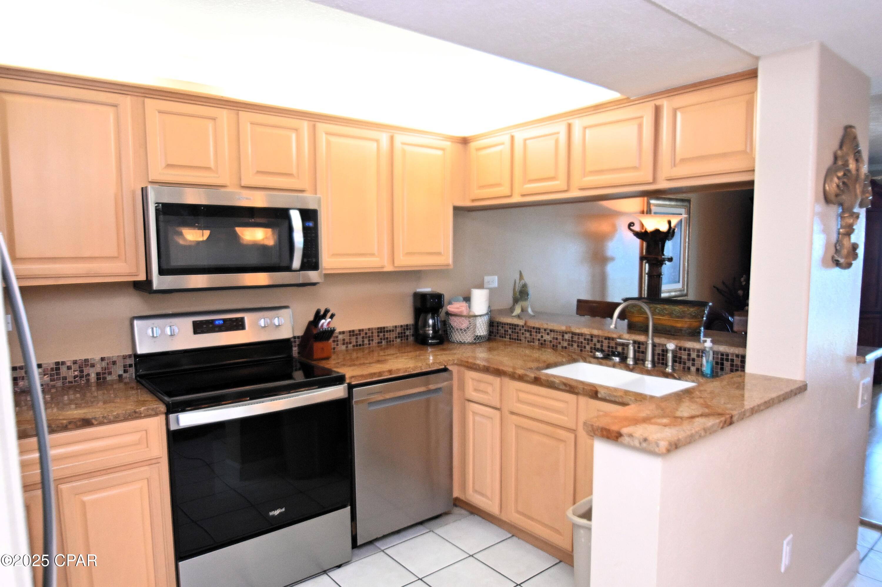 6213 Thomas Drive Panama City FL 32408