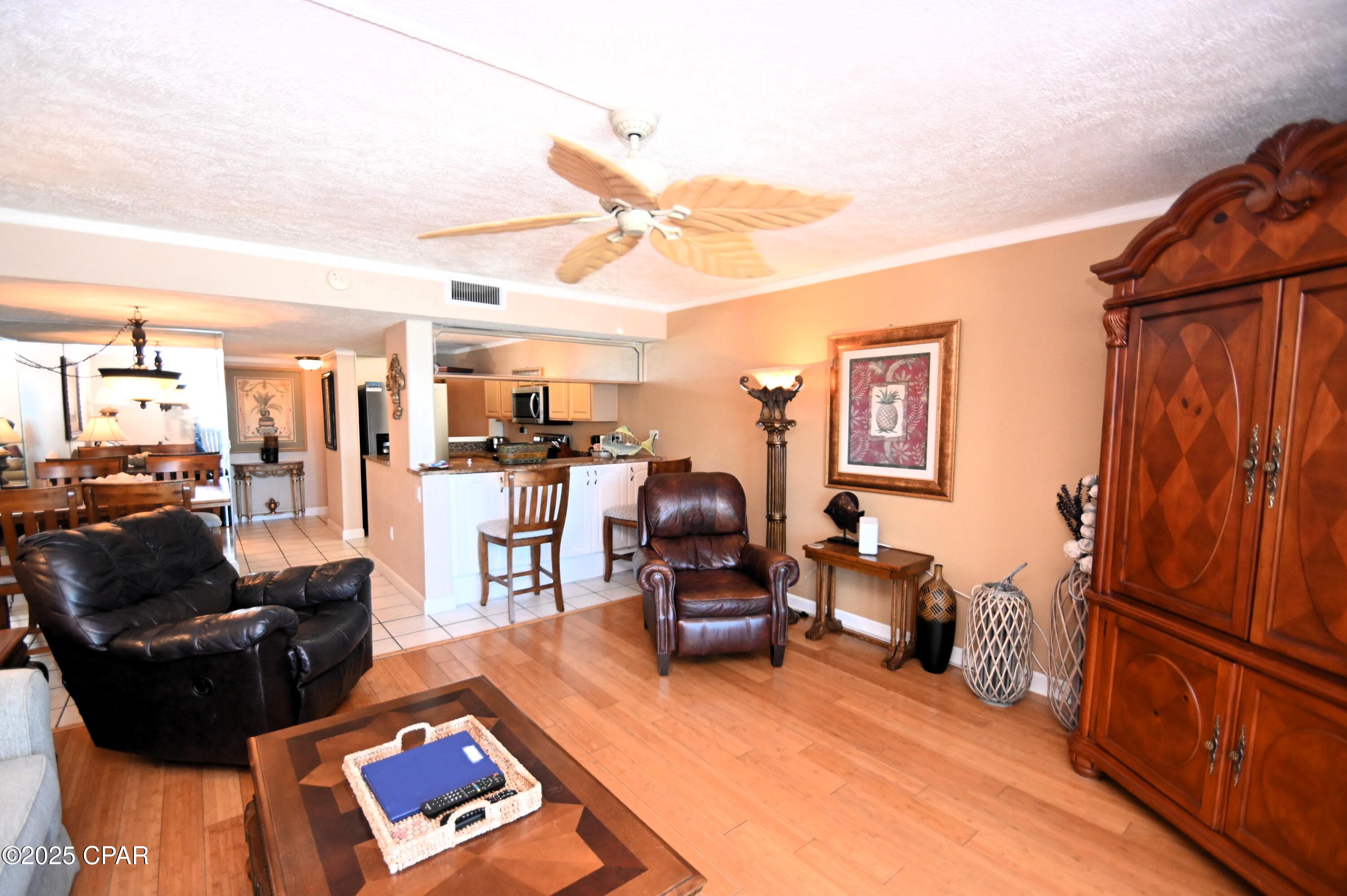 6213 Thomas Drive Panama City FL 32408