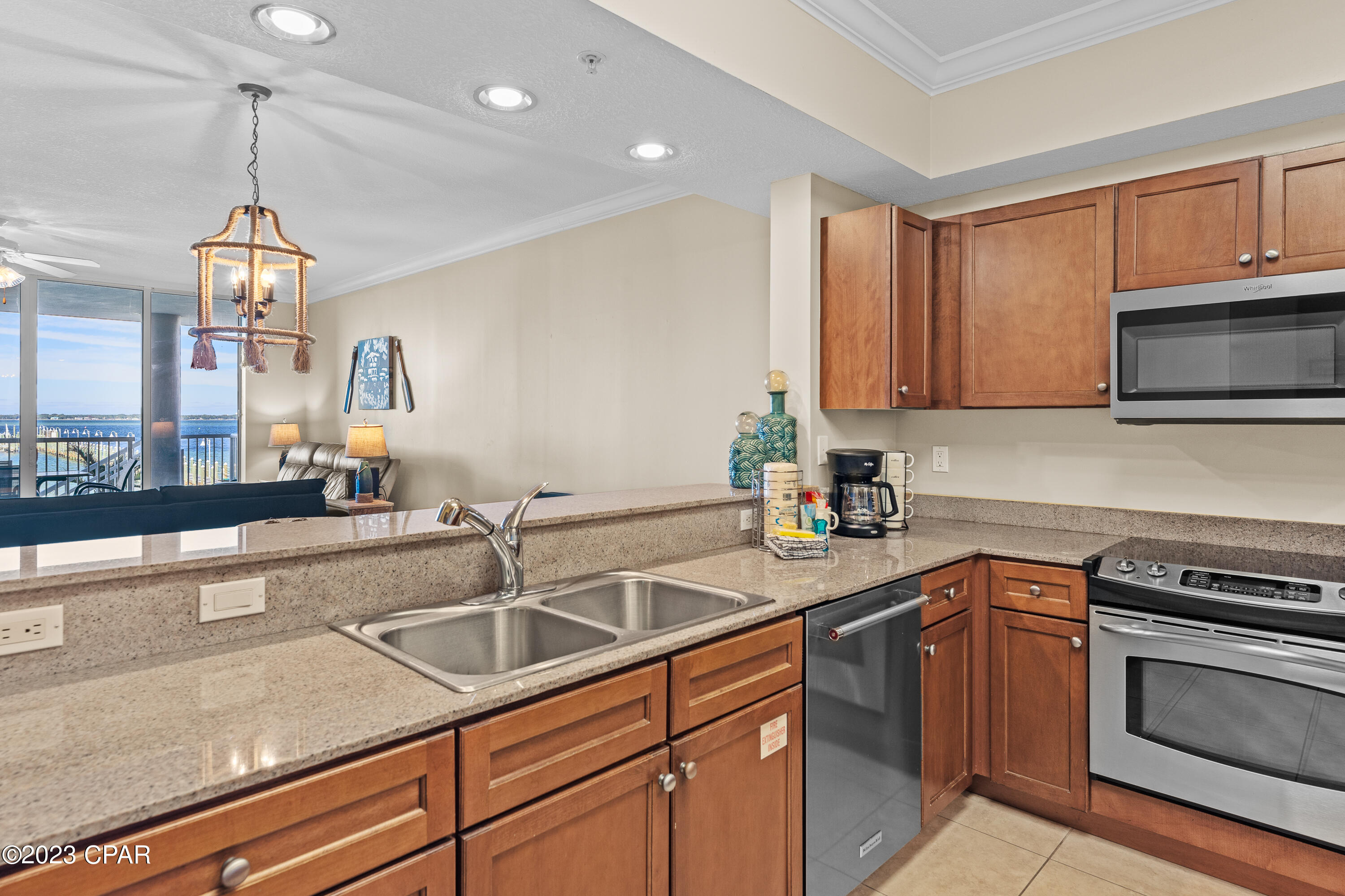 1328 SE Miracle Strip Parkway Fort Walton Beach FL 32548