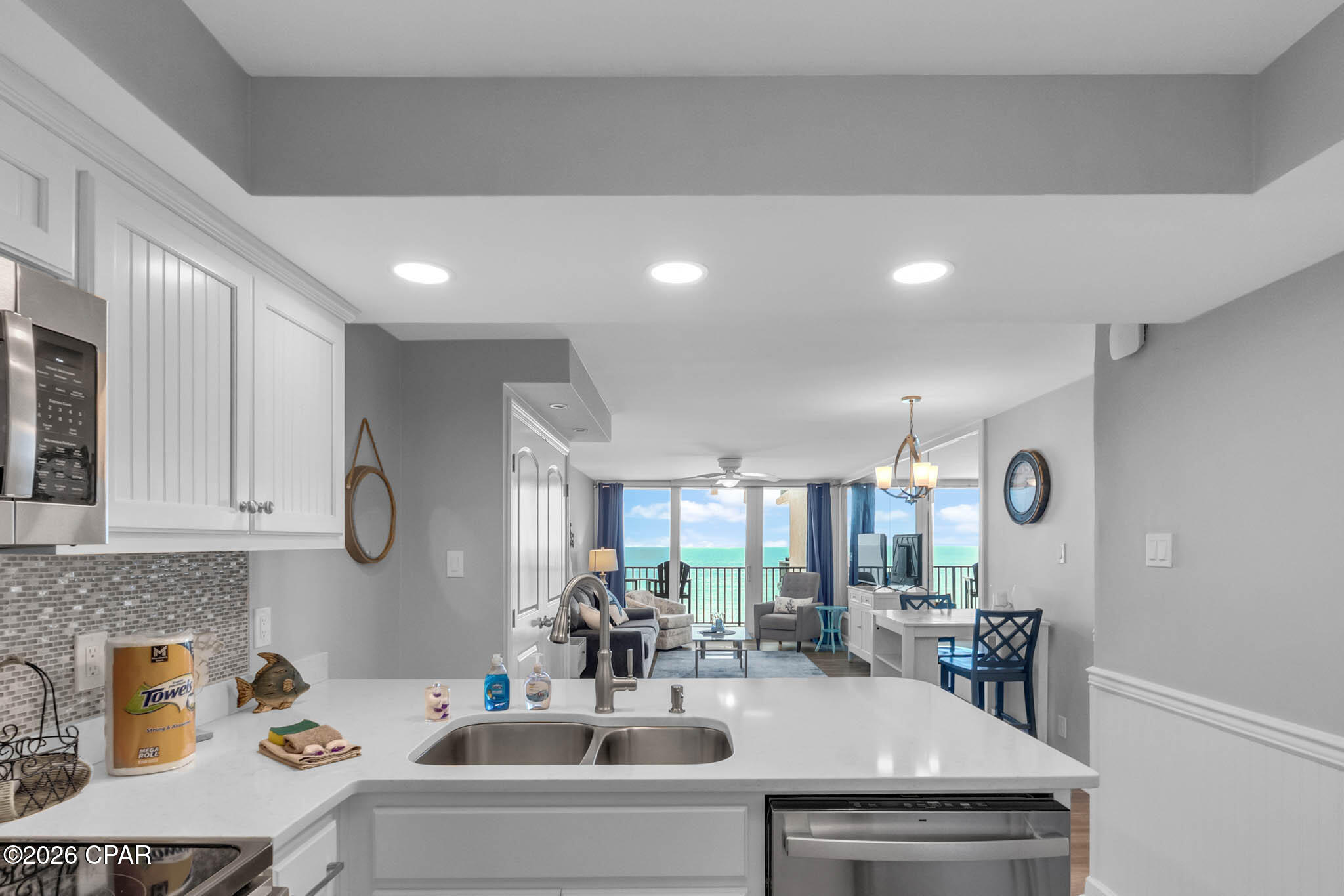6905 Thomas Drive Panama City Beach FL 32408