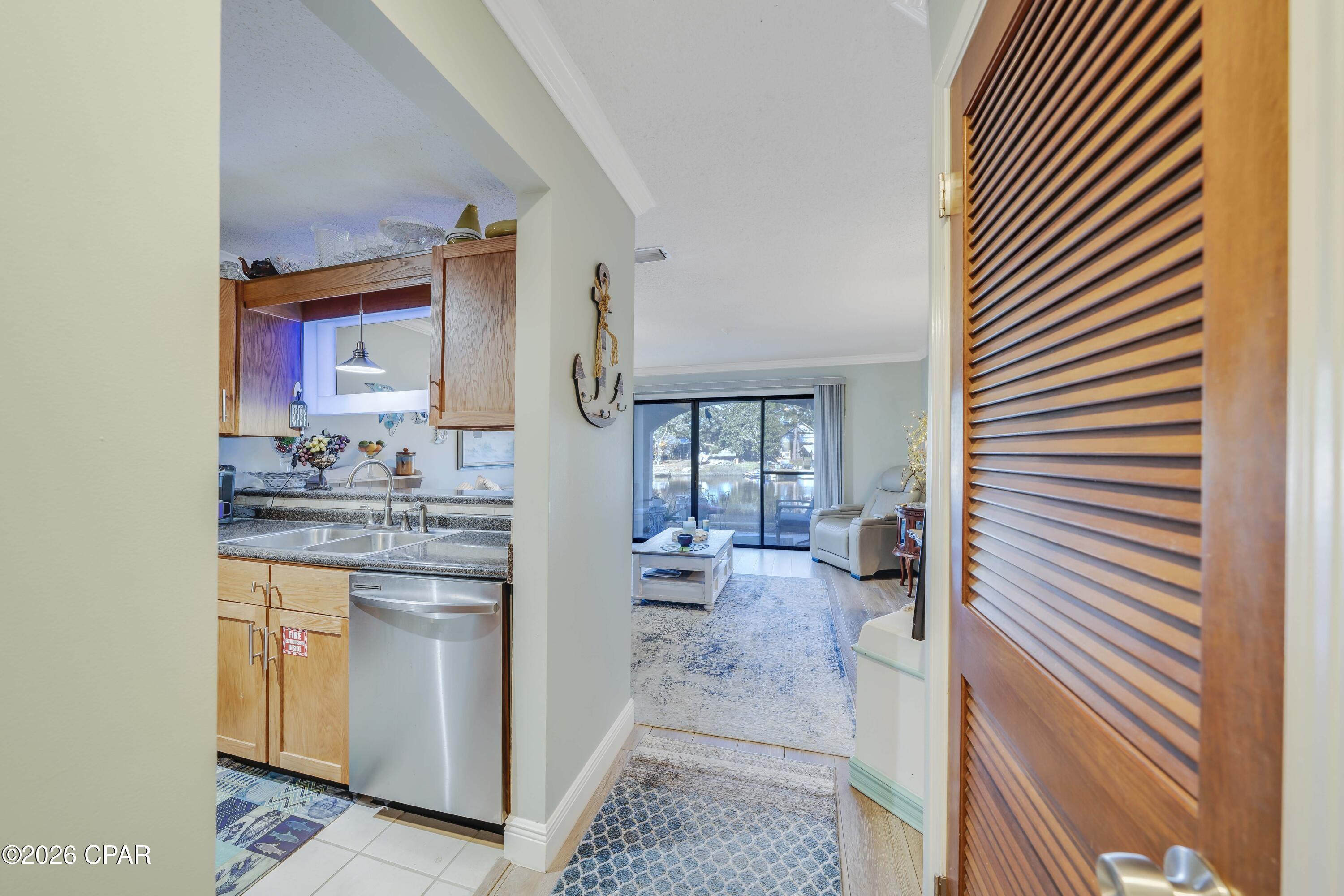 8730 Thomas Drive Panama City FL 32408
