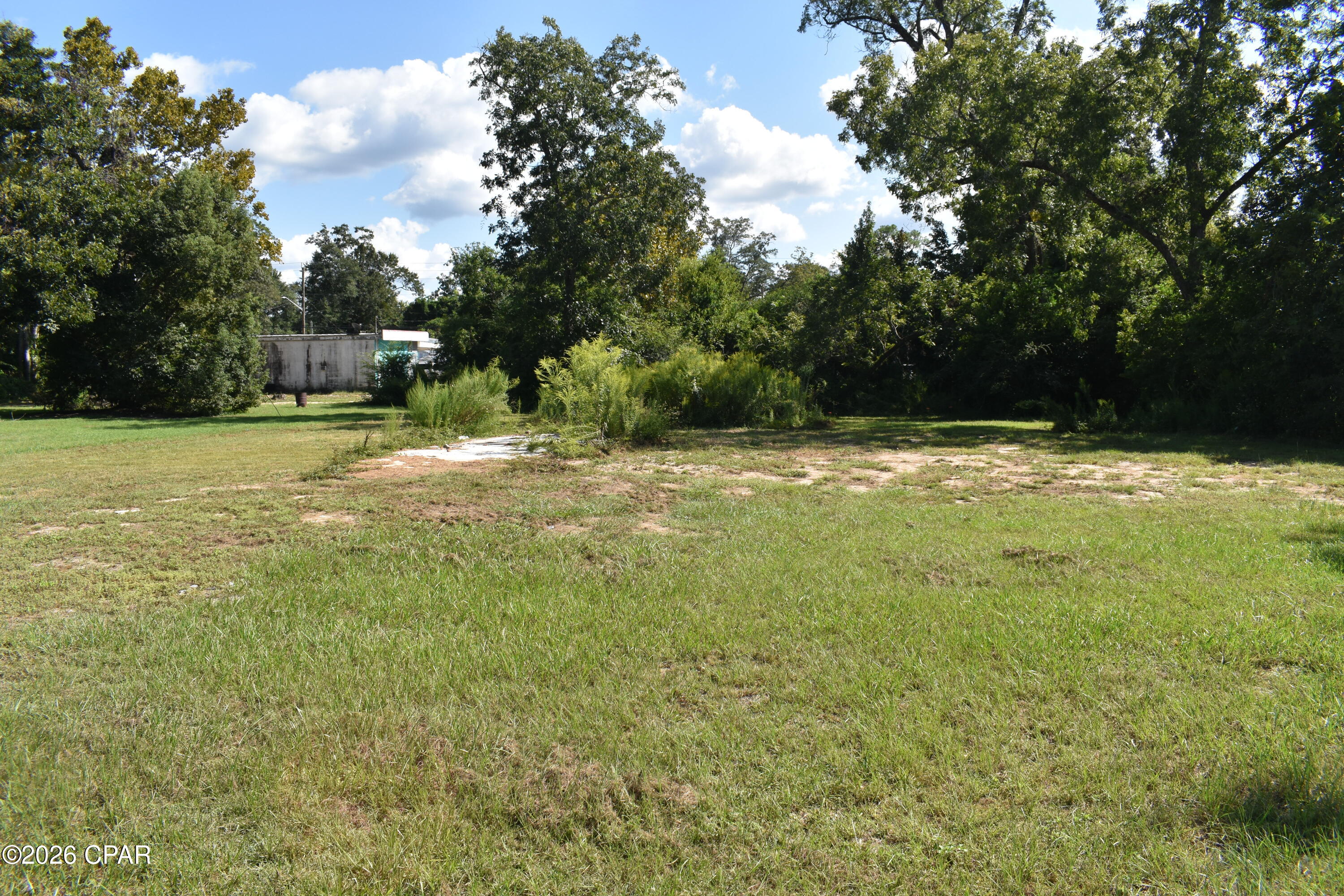 1471 S Railroad Avenue Chipley FL 32428