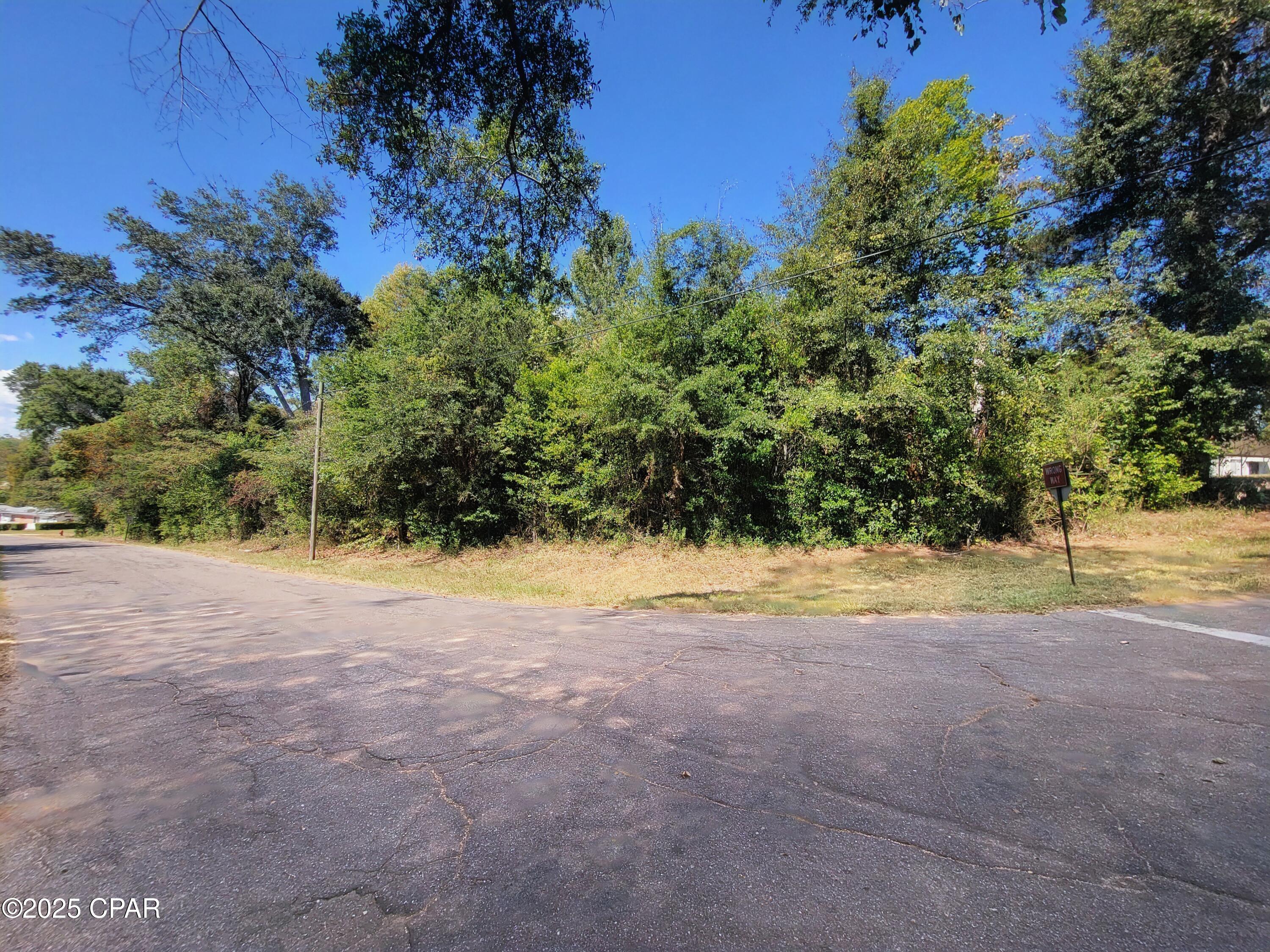 00 River Road Marianna FL 32446