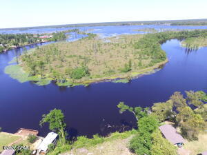 9523 Indian Bluff Resort Lane Youngstown FL 32466