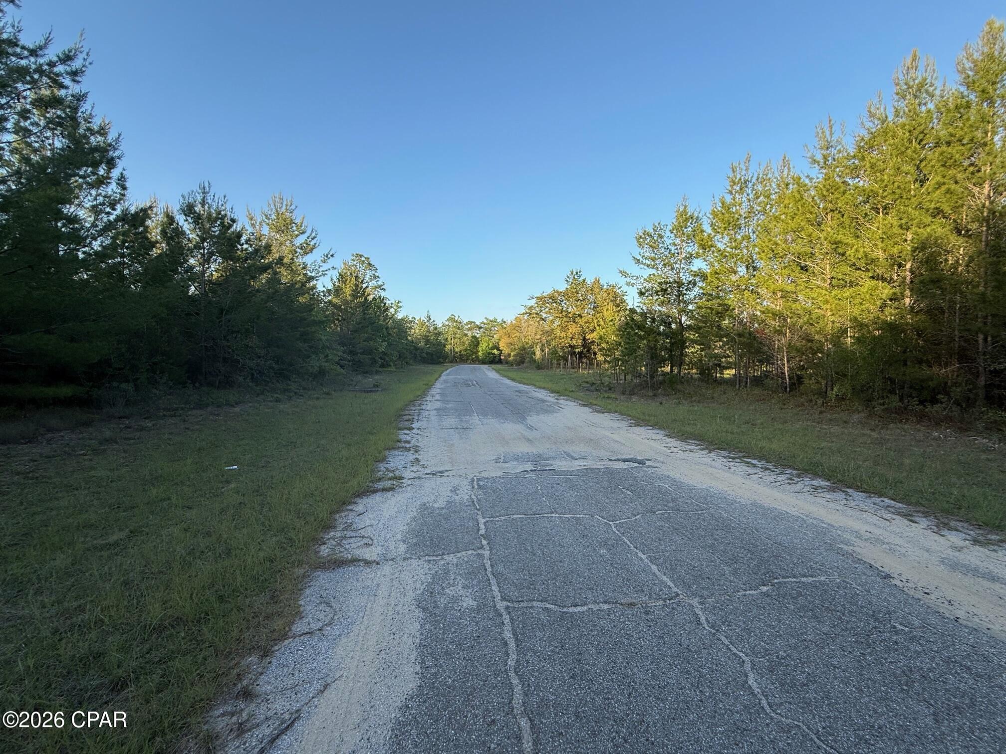 3970 Roseway Avenue Chipley FL 32428